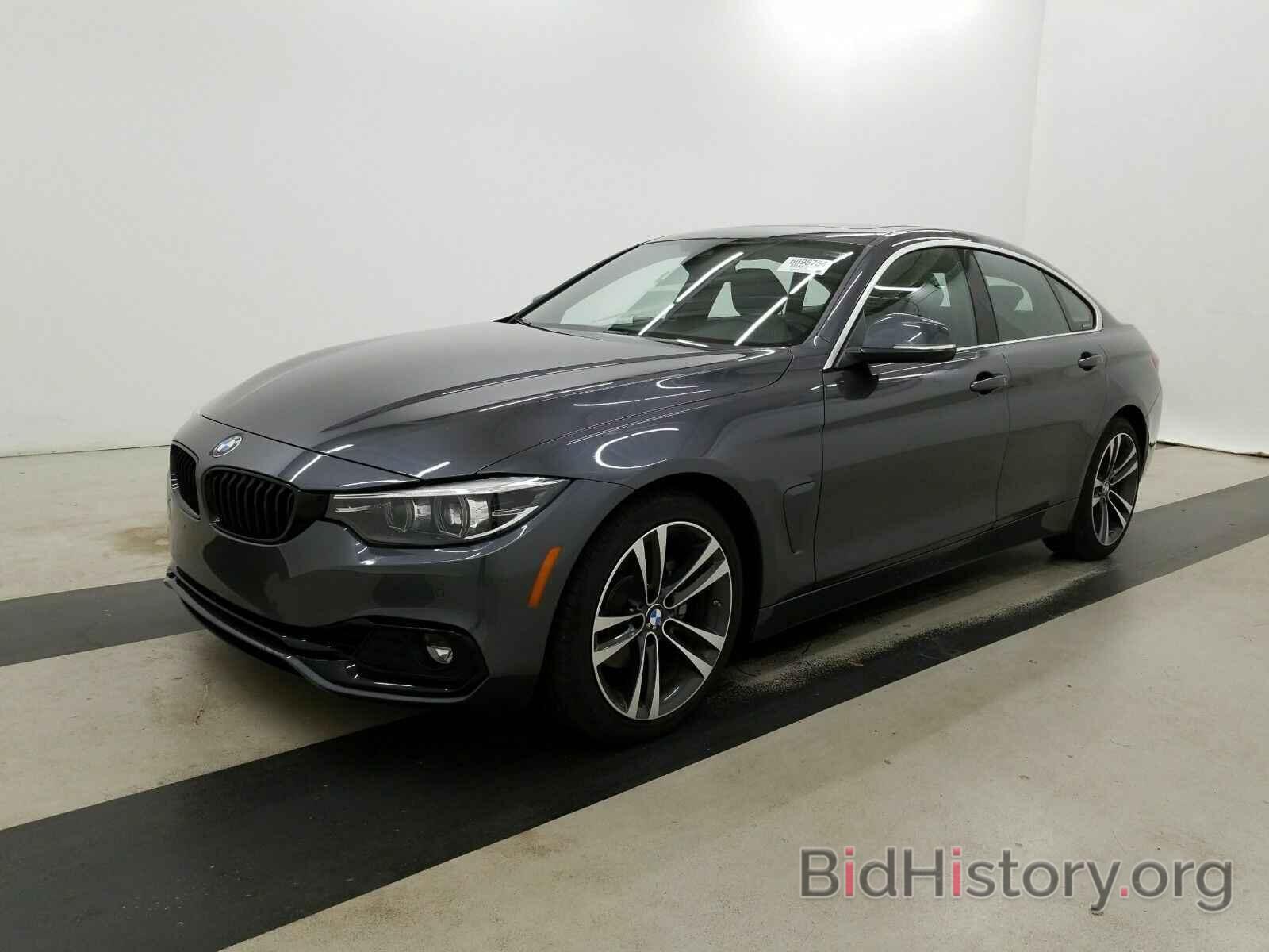 Photo WBA4J1C03LBU68066 - BMW 4 Series 2020