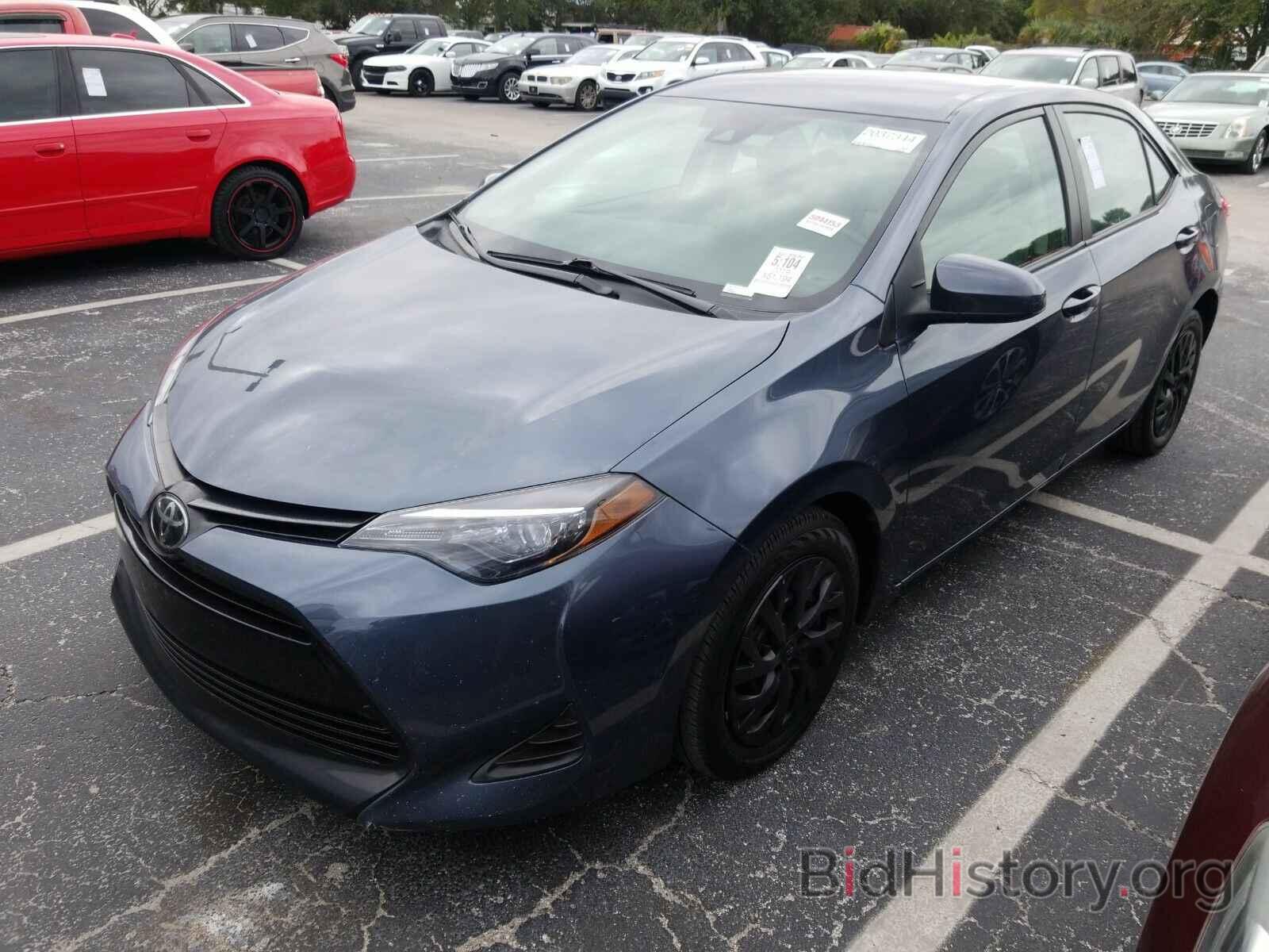 Photo 2T1BURHEXKC172692 - Toyota Corolla LE 2019