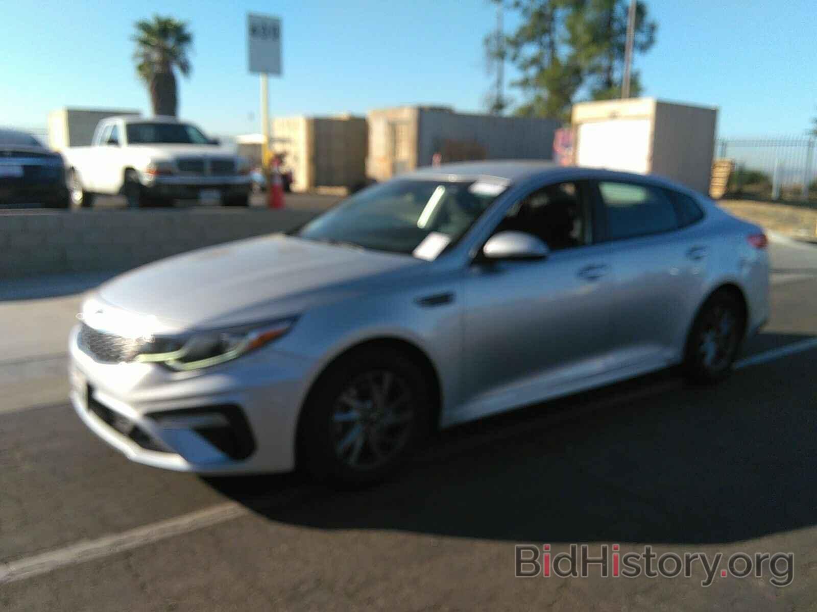 Photo 5XXGT4L30KG289790 - Kia Optima 2019