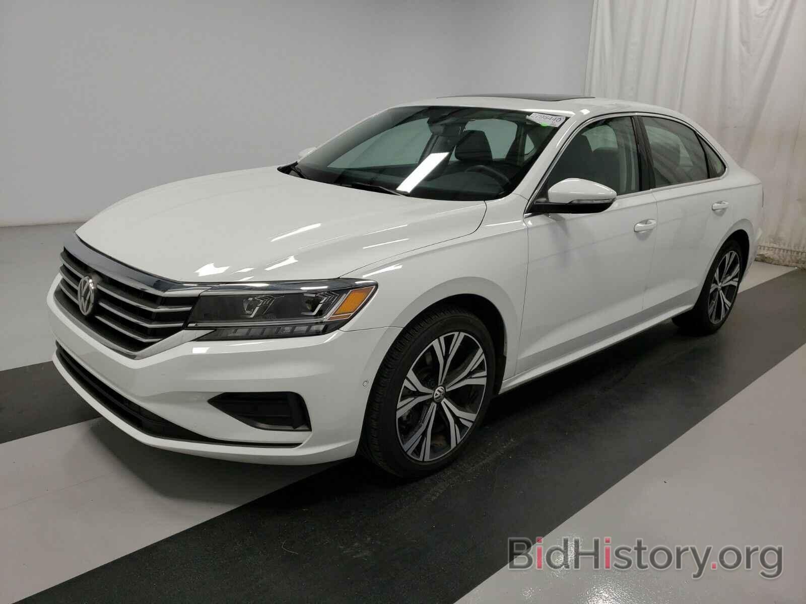 Photo 1VWCA7A38LC011436 - Volkswagen Passat 2020