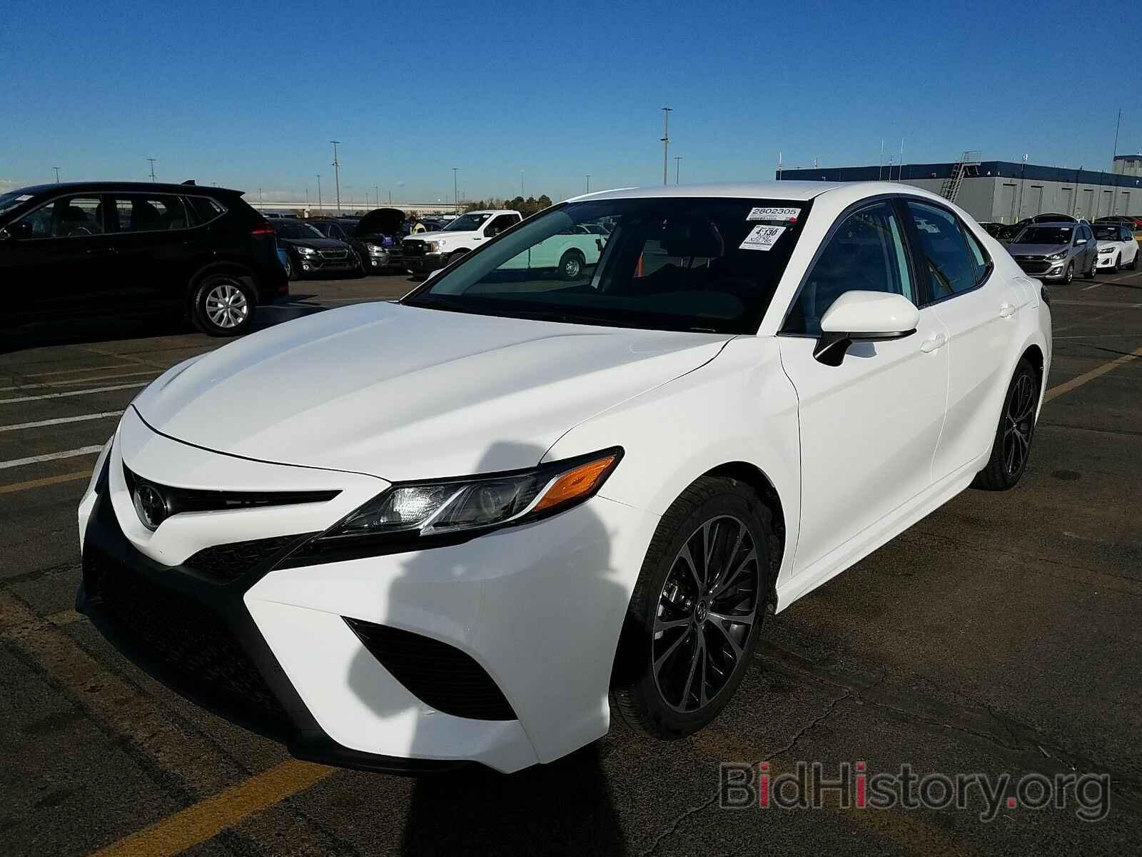 Photo 4T1G11AK6LU942306 - Toyota Camry 2020