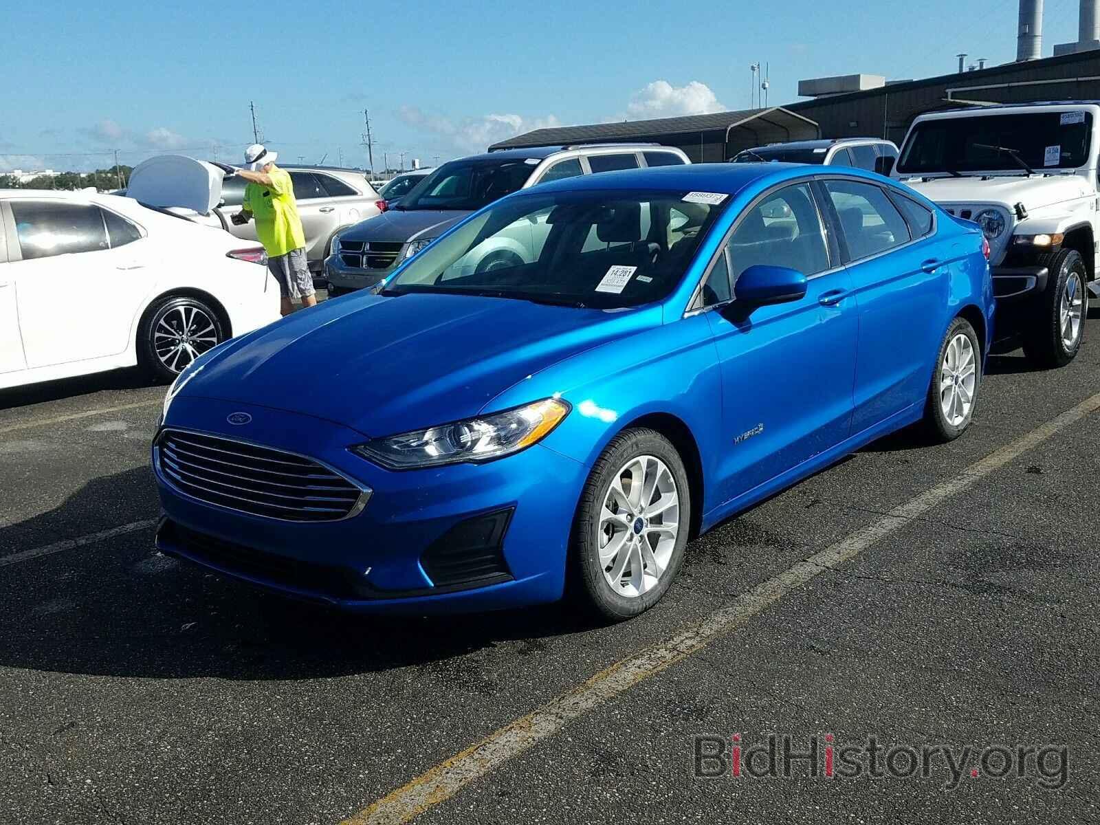 Фотография 3FA6P0LU3KR120839 - Ford Fusion Hybrid 2019