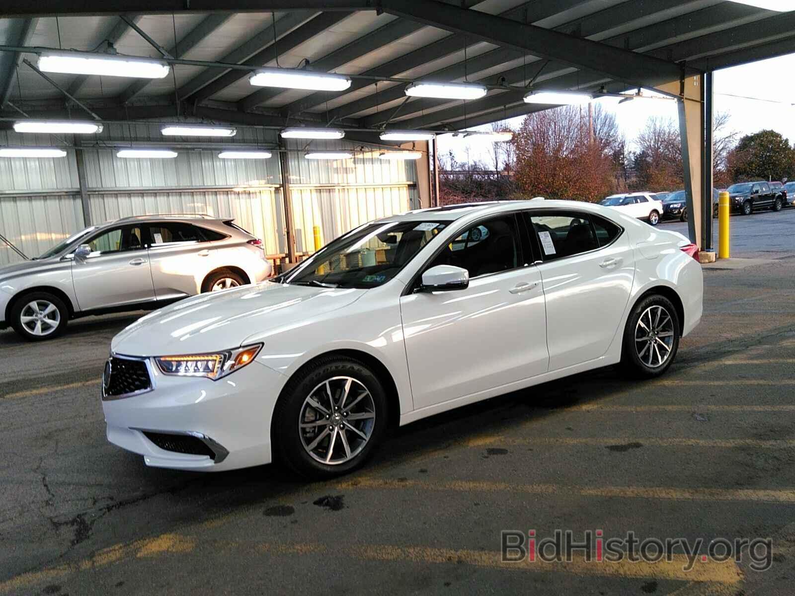 Photo 19UUB1F38KA008784 - Acura TLX 2019