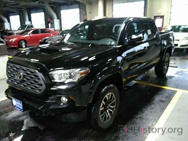 Photo 5TFCZ5AN7LX231001 - Toyota Tacoma 4WD 2020