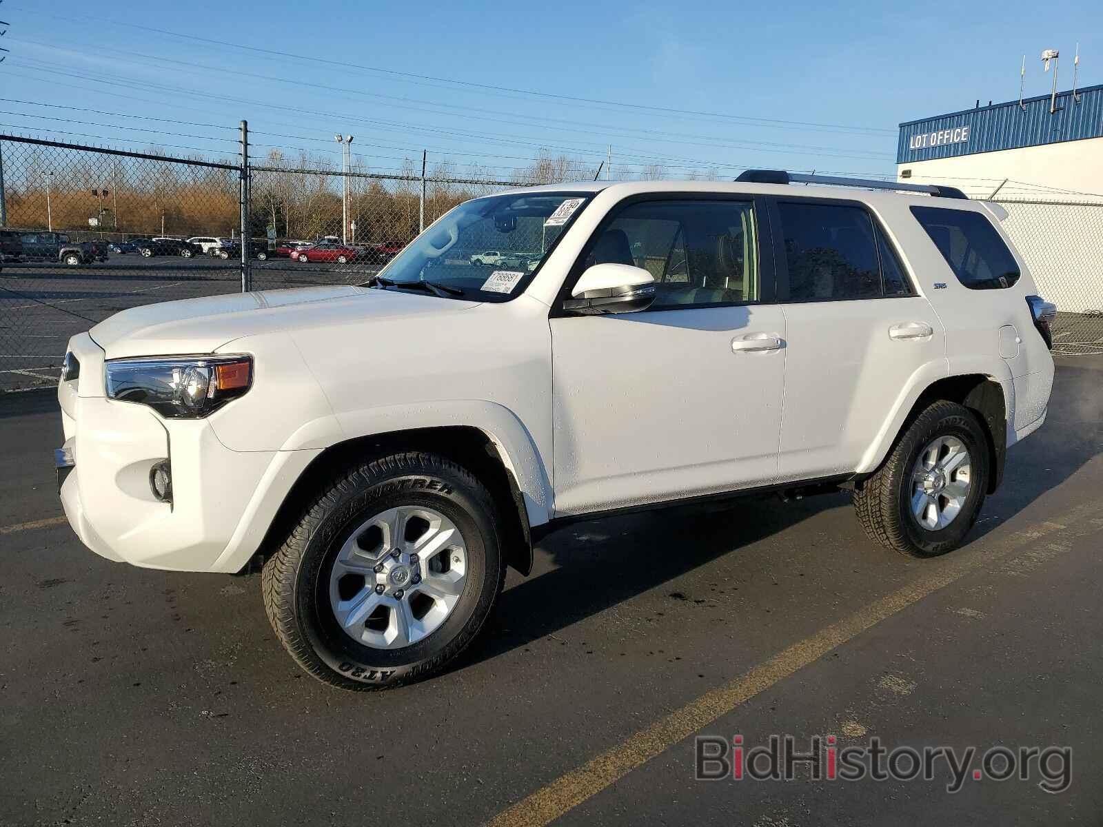 Photo JTEBU5JR1K5693475 - Toyota 4Runner SR5 2019