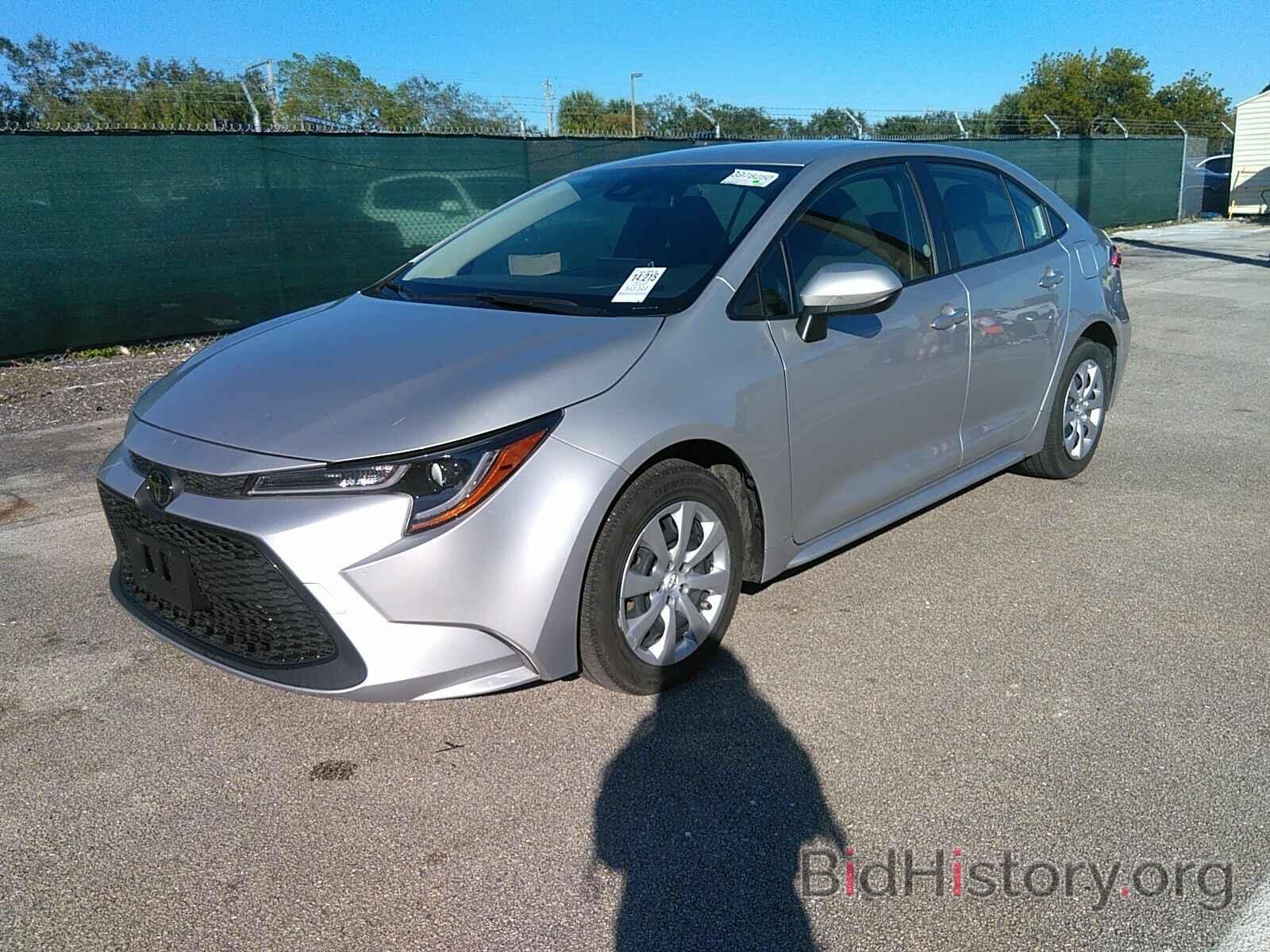 Photo JTDEPRAE9LJ035618 - Toyota Corolla LE 2020