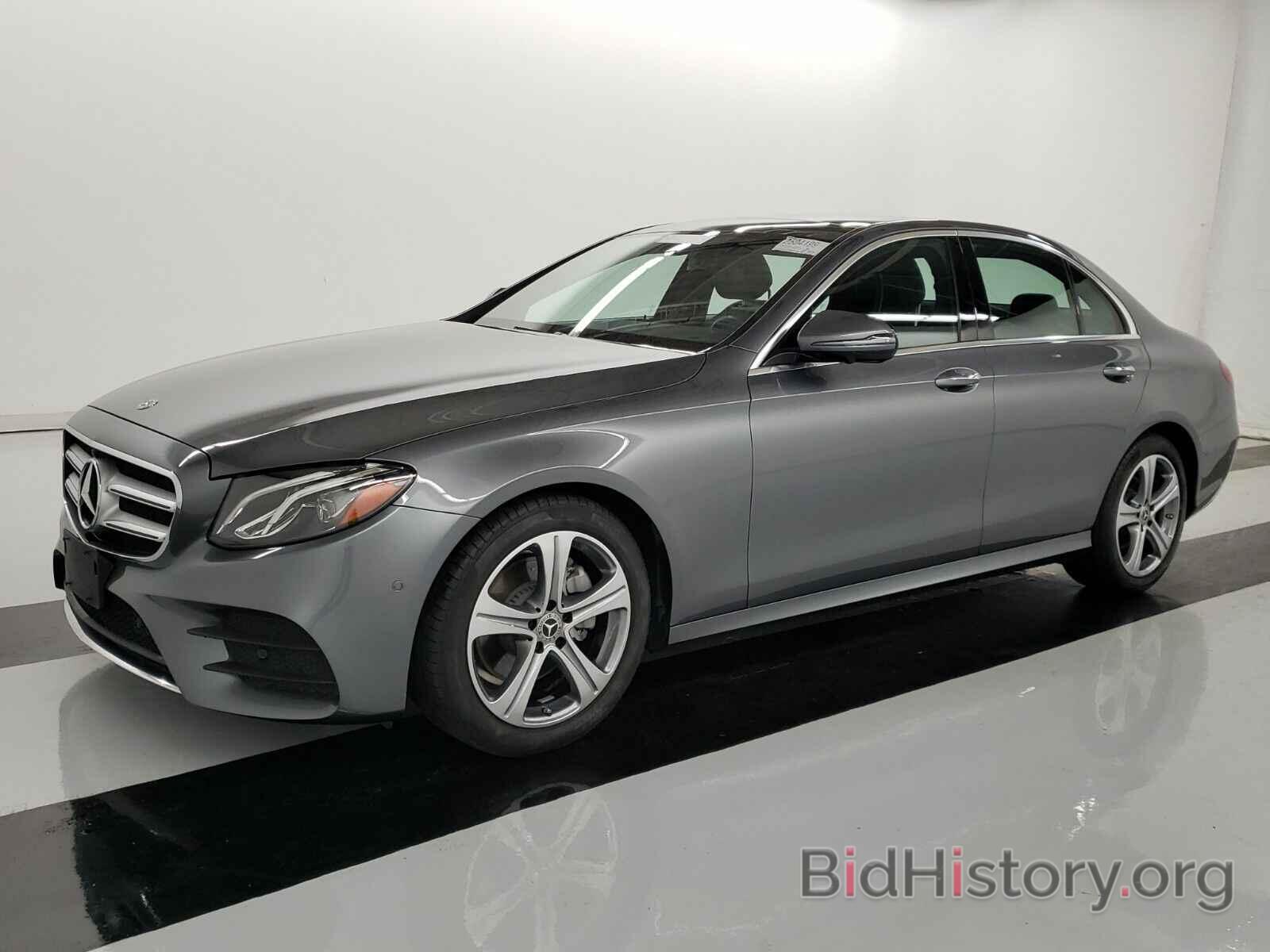 Photo WDDZF4JB7KA570478 - Mercedes-Benz E-Class 2019