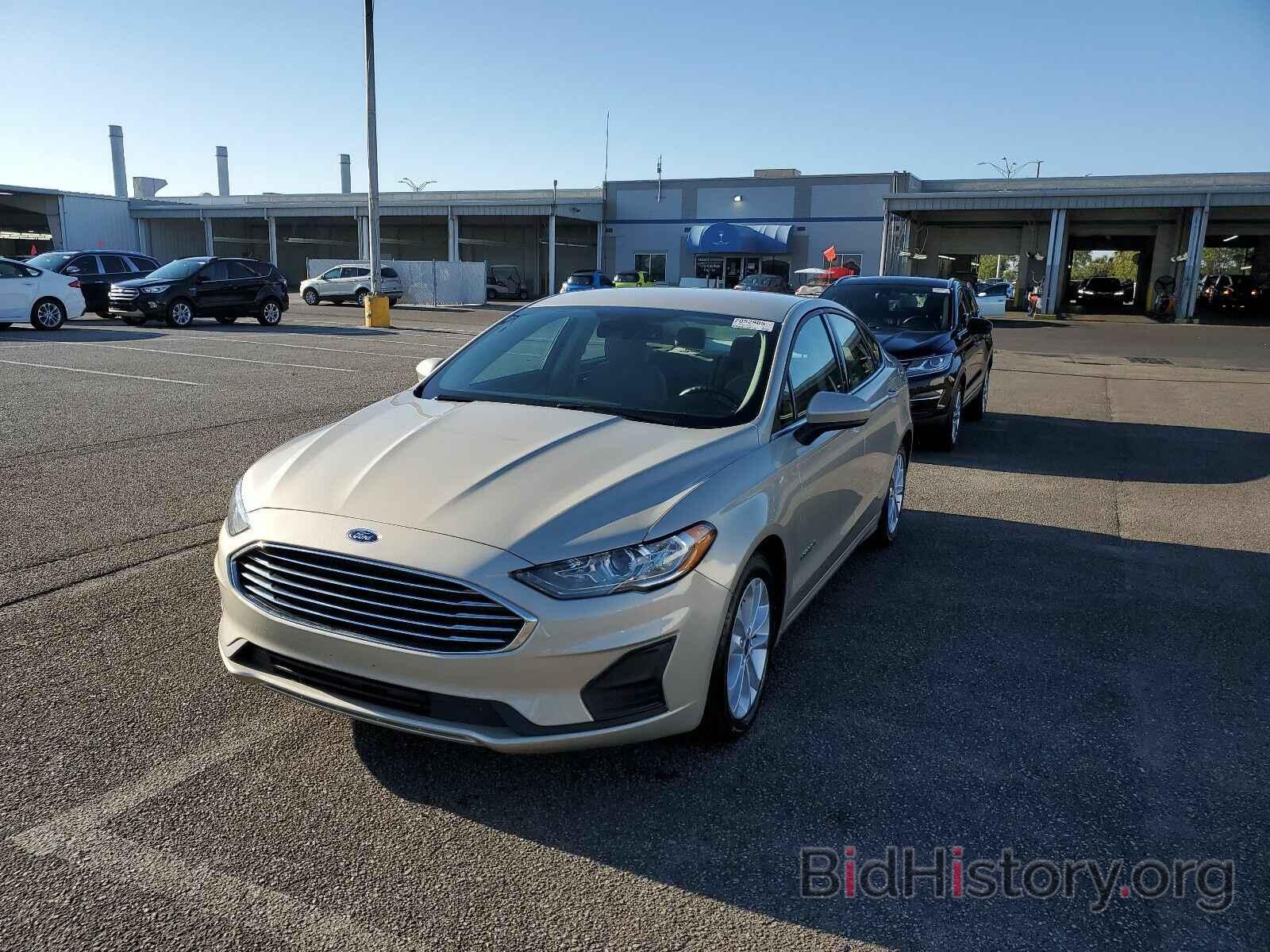 Photo 3FA6P0LUXKR272715 - Ford Fusion Hybrid 2019