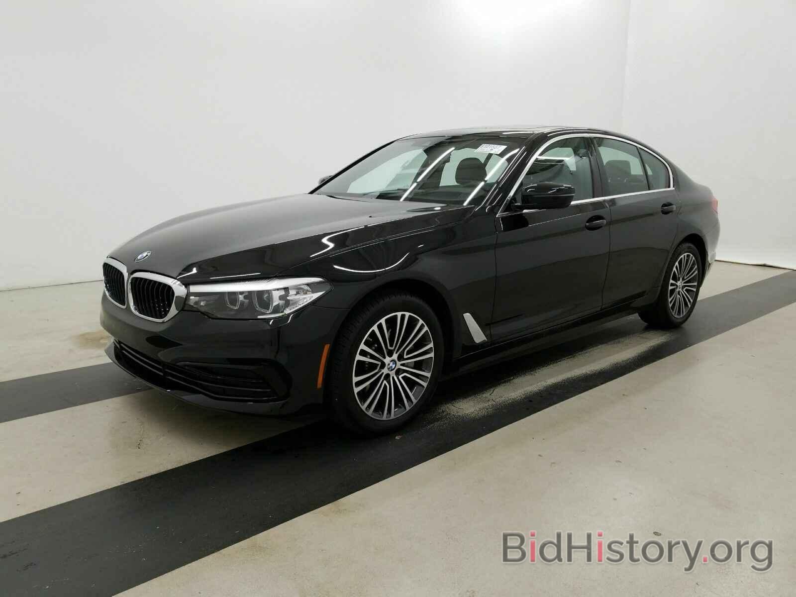 Photo WBAJR3C05LCE04079 - BMW 5 Series 2020