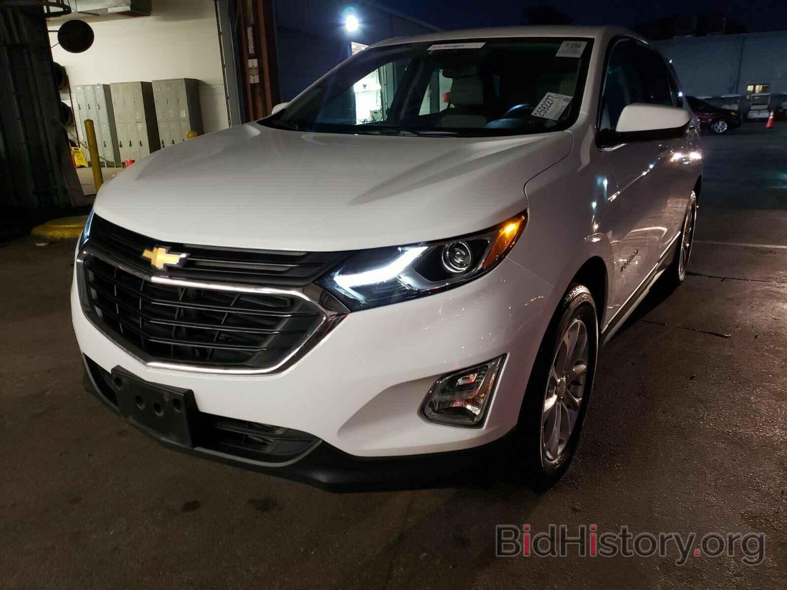 Photo 2GNAXUEV2L6111809 - Chevrolet Equinox AWD 2020