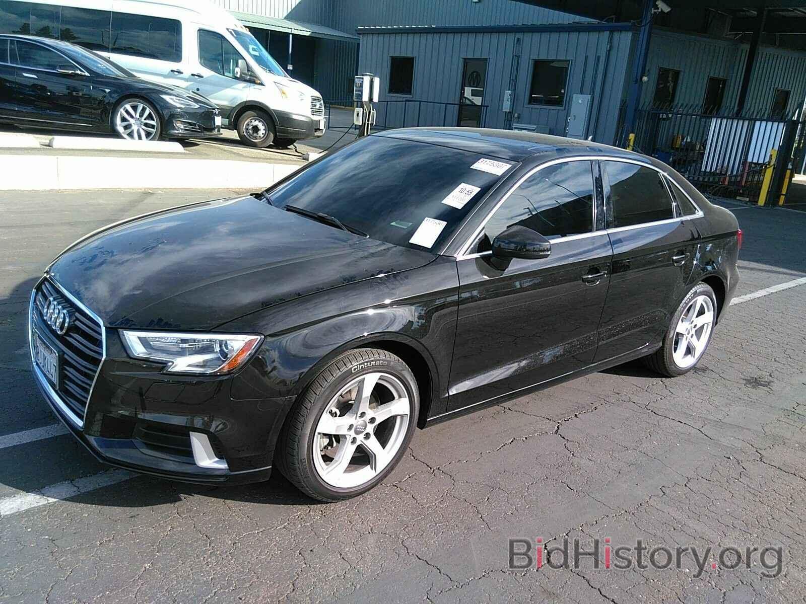 Photo WAUAUGFF6K1021216 - Audi A3 Sedan 2019