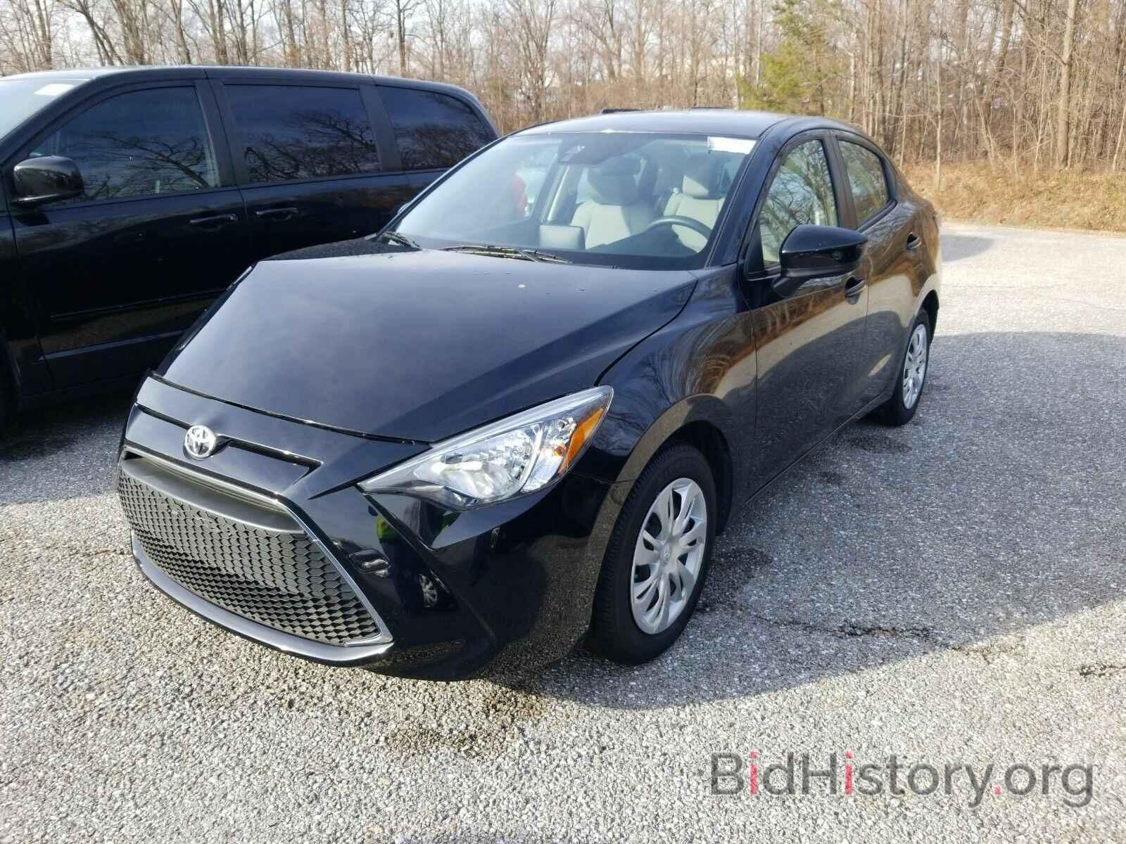 Photo 3MYDLBYV1KY503504 - Toyota Yaris Sedan 2019