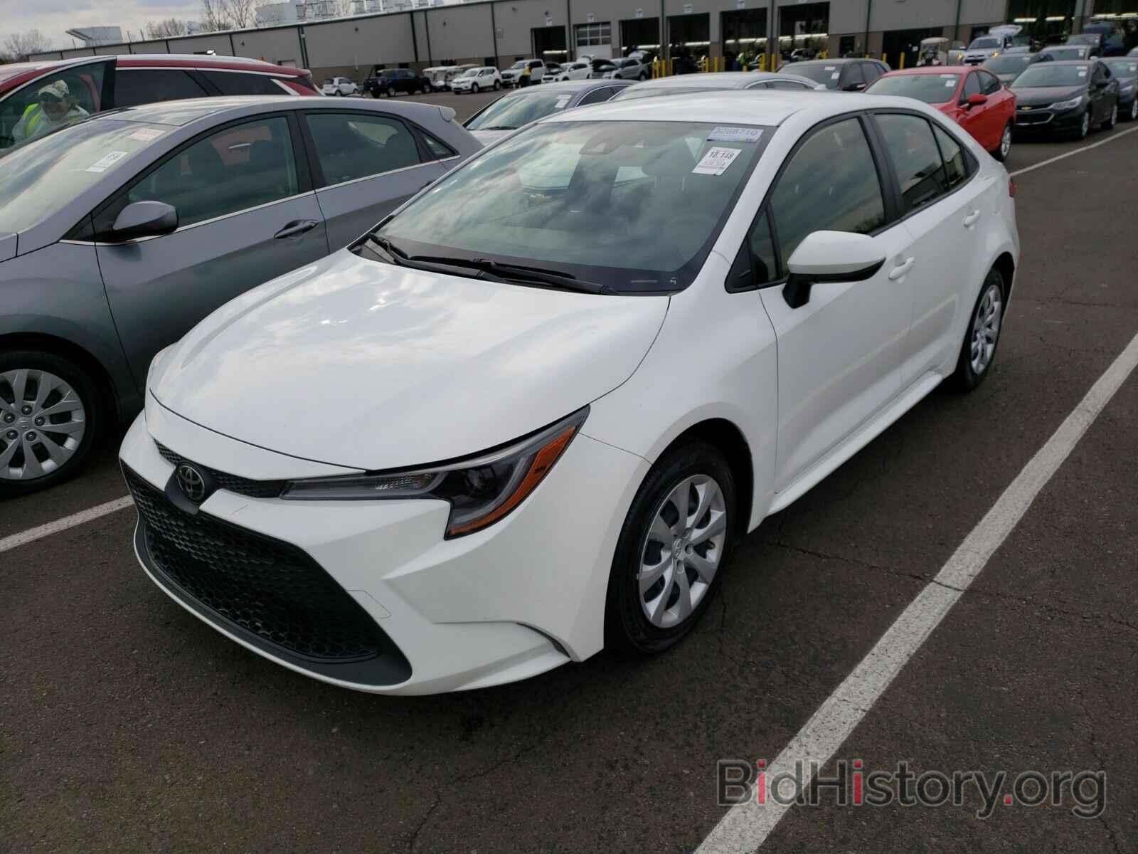 Photo JTDEPRAE5LJ029959 - Toyota Corolla LE 2020