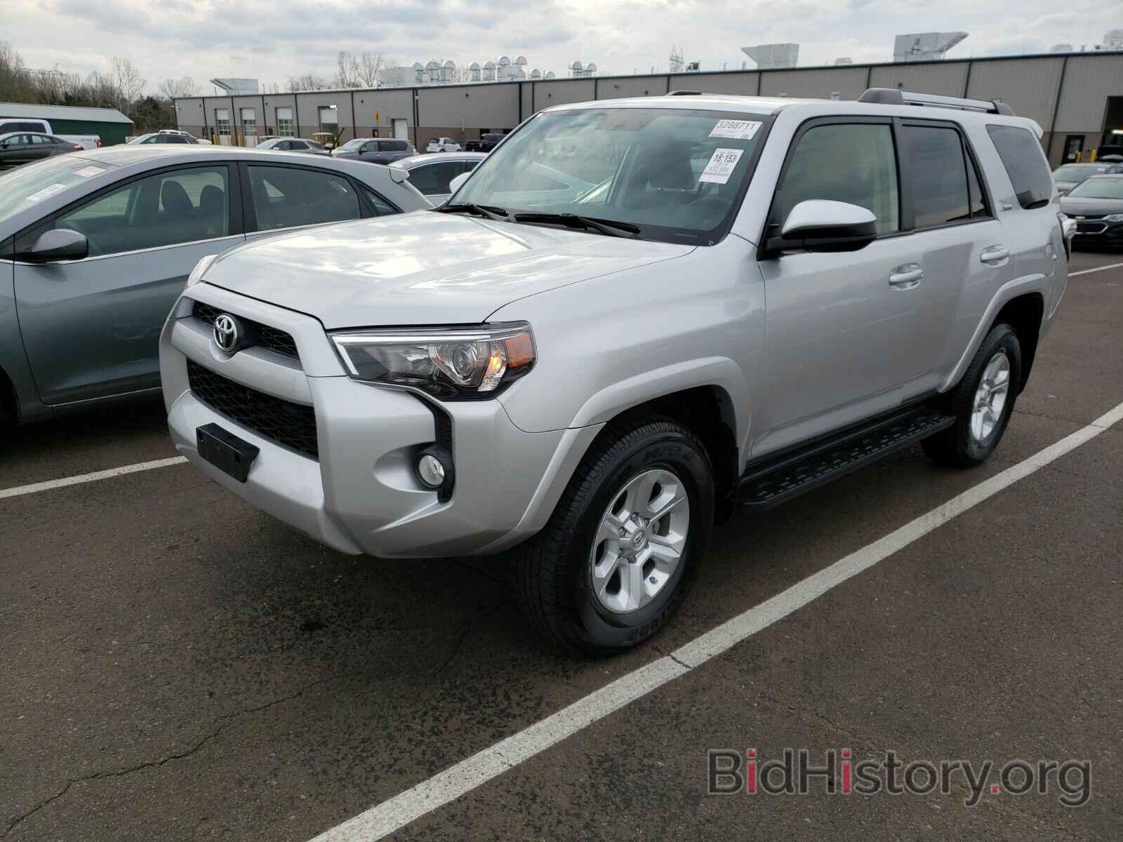 Фотография JTEBU5JRXK5662631 - Toyota 4Runner SR5 2019