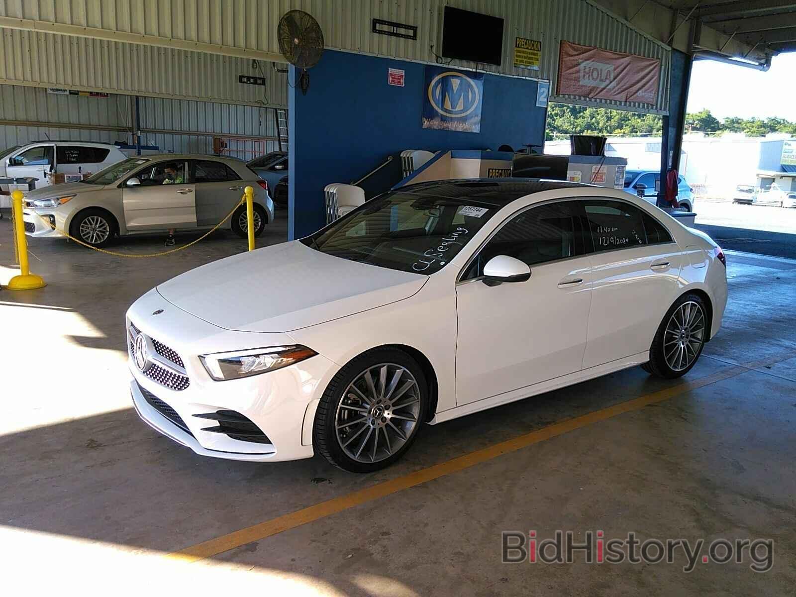 Photo WDD3G4EB6KW006742 - Mercedes-Benz A-Class 2019