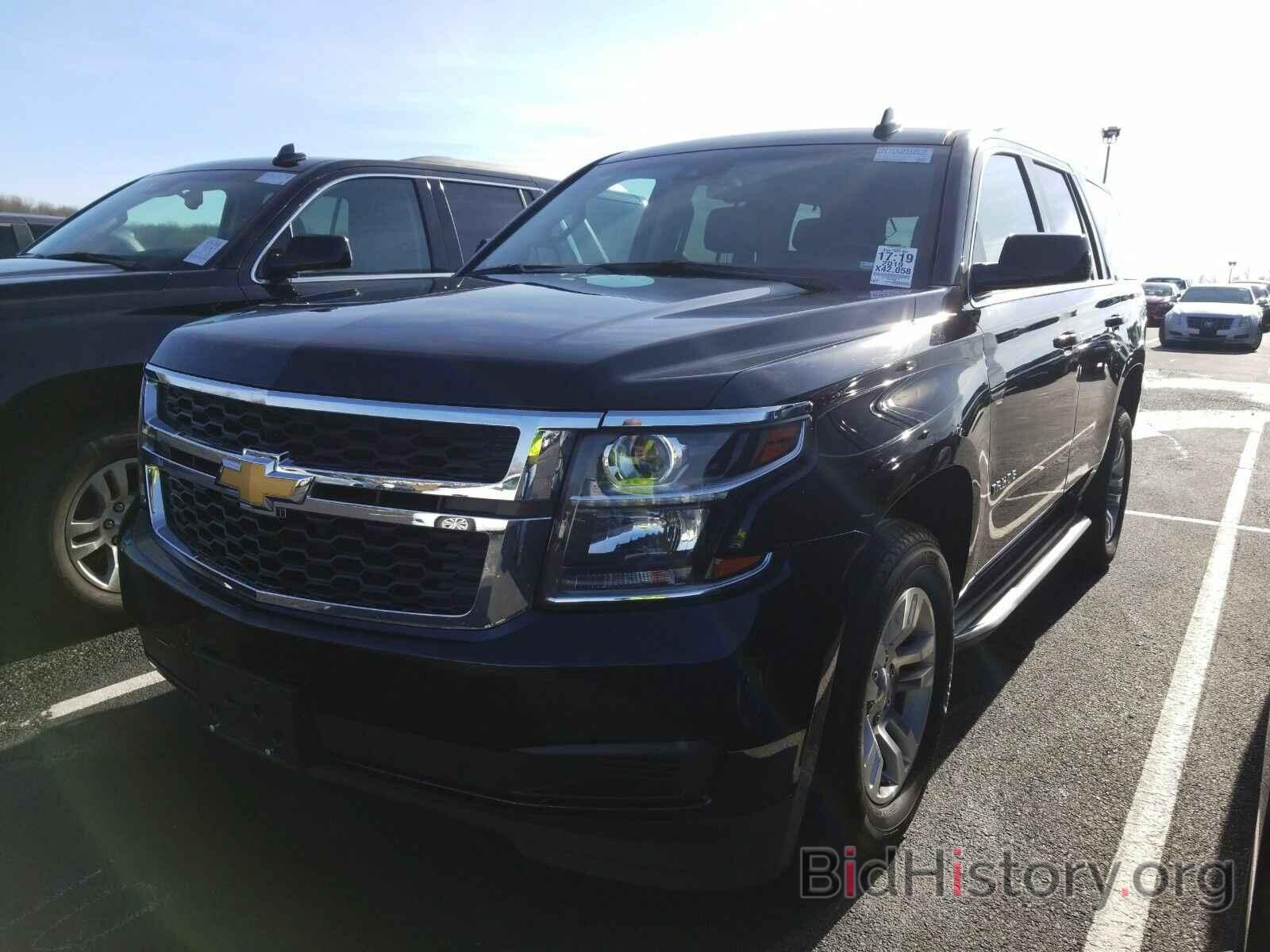 Photo 1GNSCBKC2KR399423 - Chevrolet Tahoe 2019