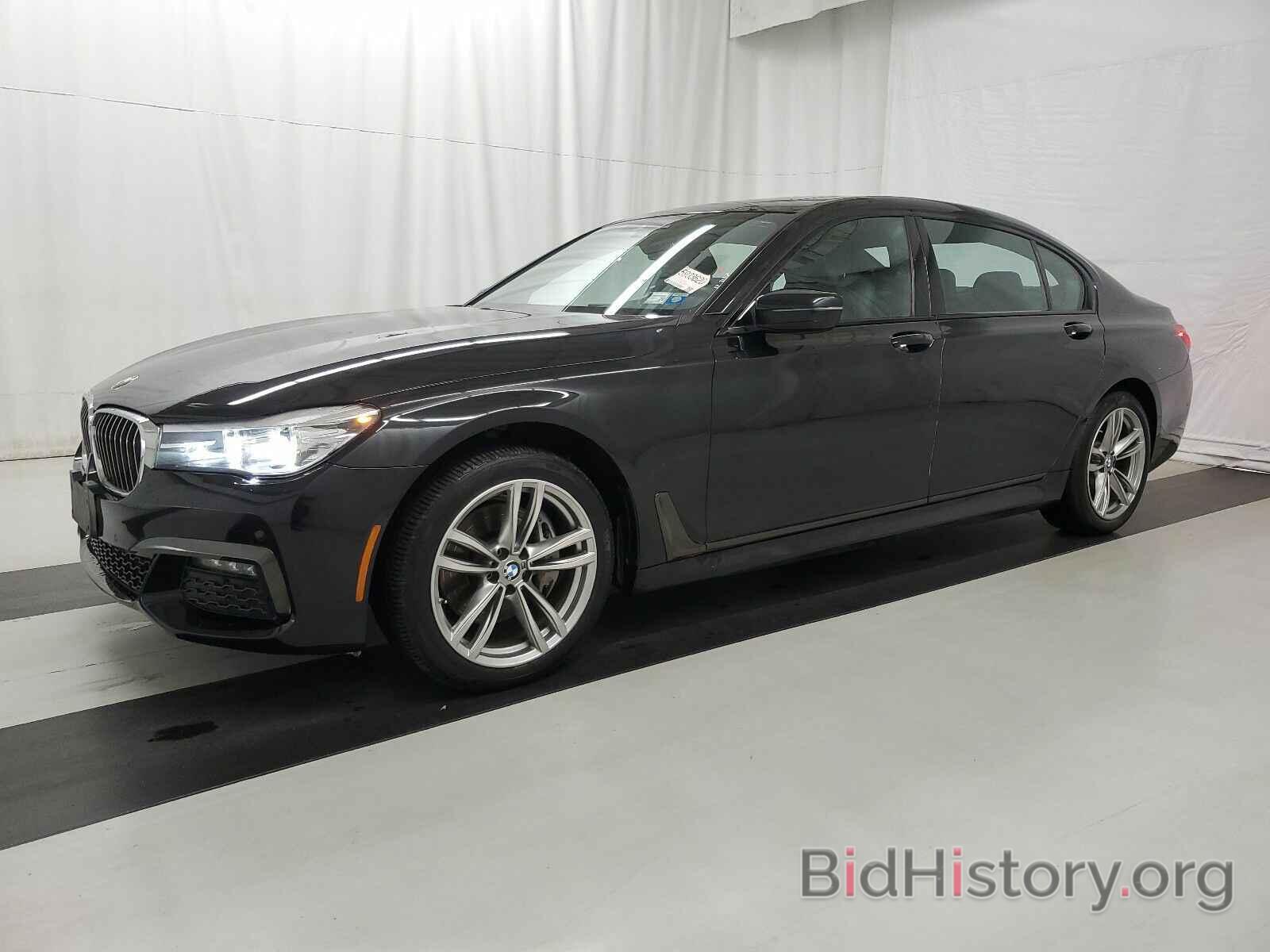 Photo WBA7E4C58KGV28732 - BMW 7 Series 2019