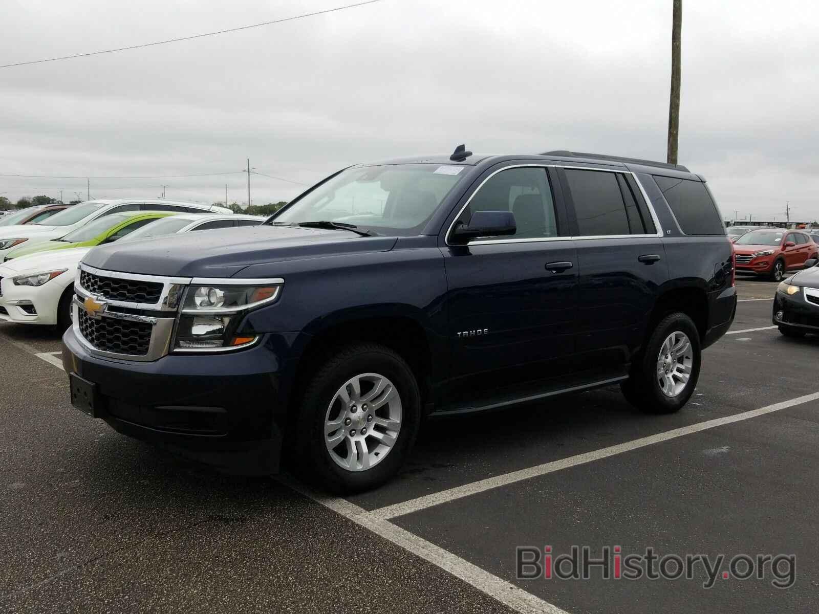 Photo 1GNSKBKC4KR366023 - Chevrolet Tahoe 2019