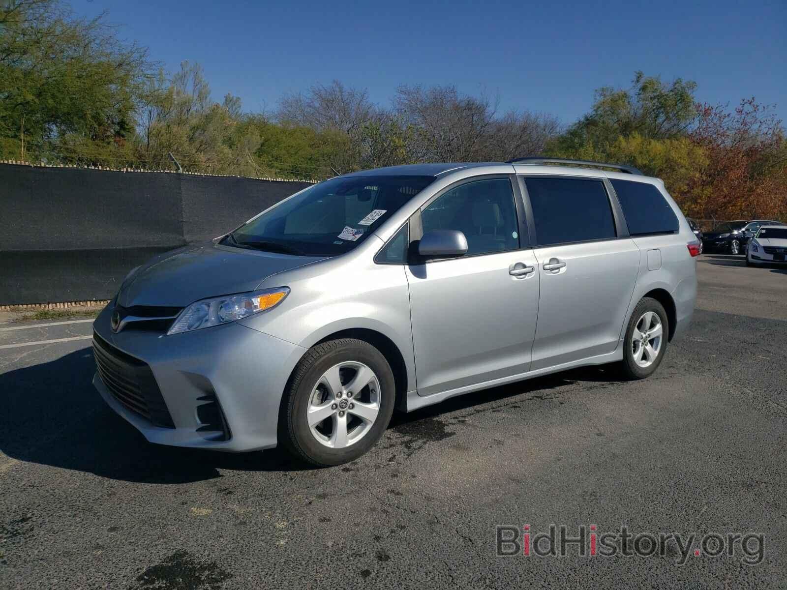 Фотография 5TDKZ3DC8LS058332 - Toyota Sienna LE 2020