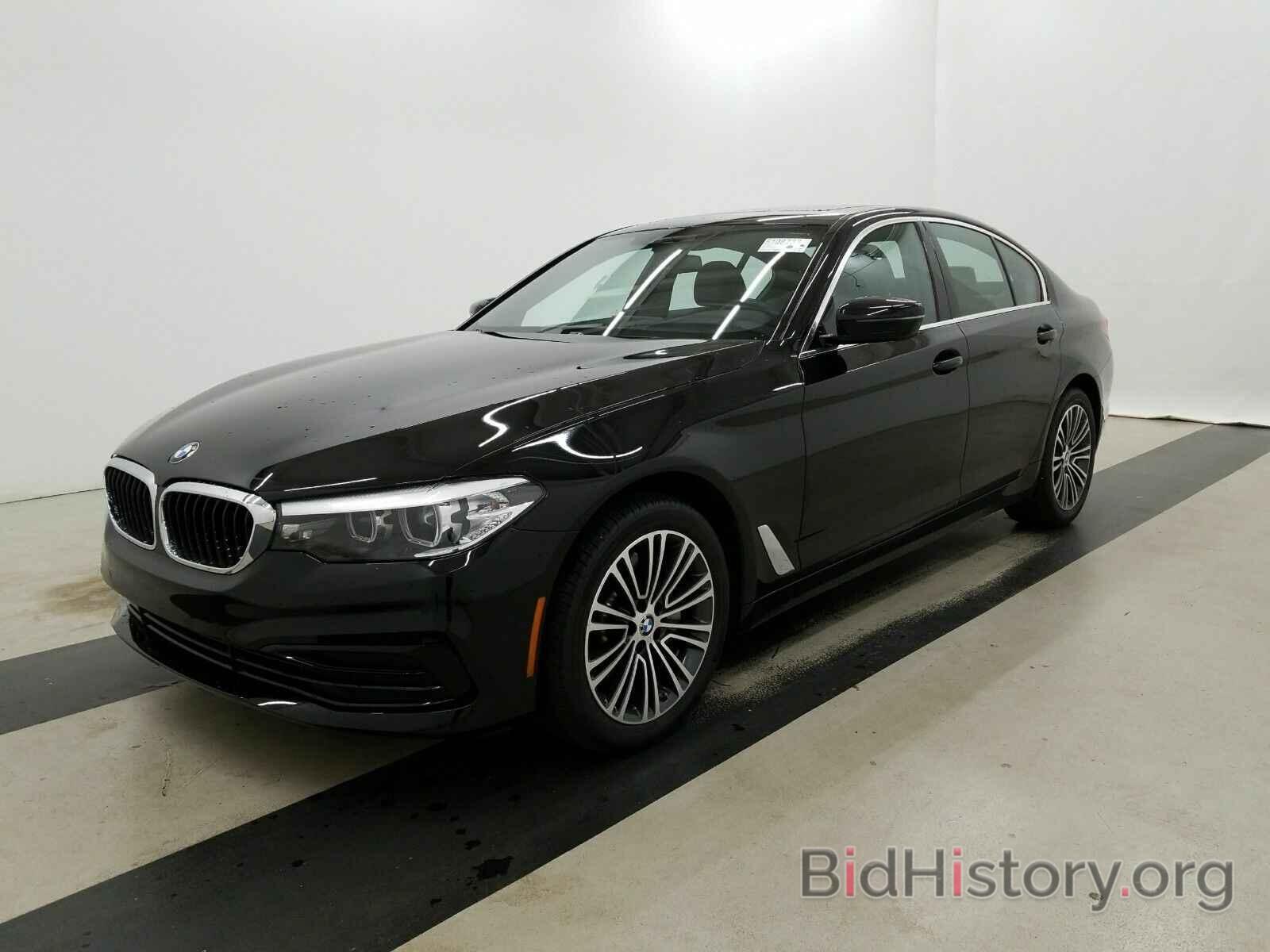 Photo WBAJR3C01LCE04337 - BMW 5 Series 2020