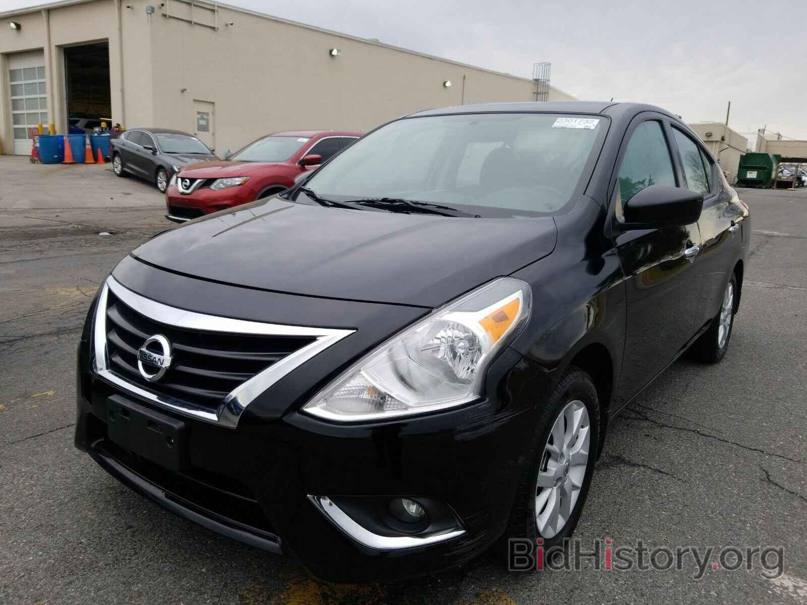 Photo 3N1CN7AP0KL822647 - Nissan Versa Sedan 2019