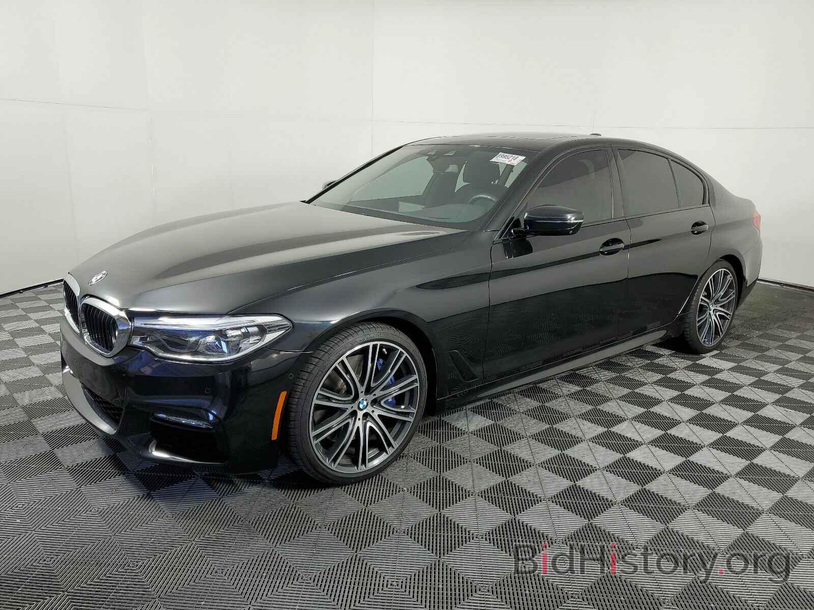 Photo WBAJE5C52KWA98684 - BMW 5 Series 2019