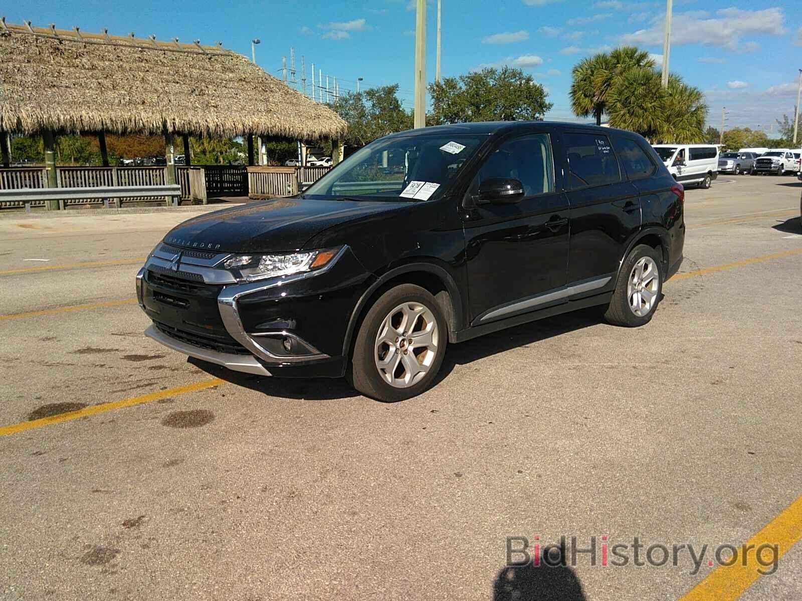 Photo JA4AD3A3XKZ016430 - Mitsubishi Outlander 2019