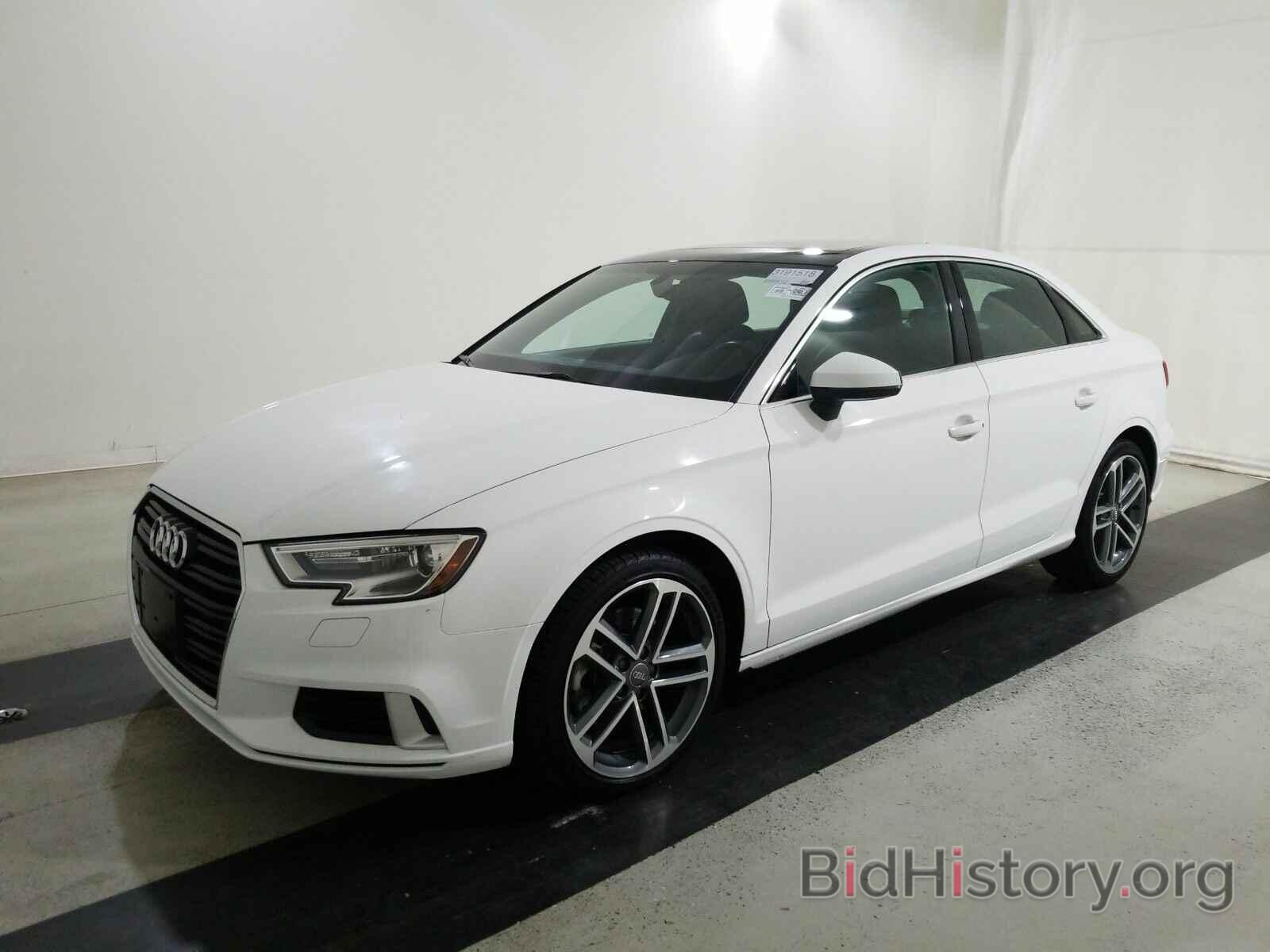 Photo WAUAUGFFXK1010929 - Audi A3 Sedan 2019