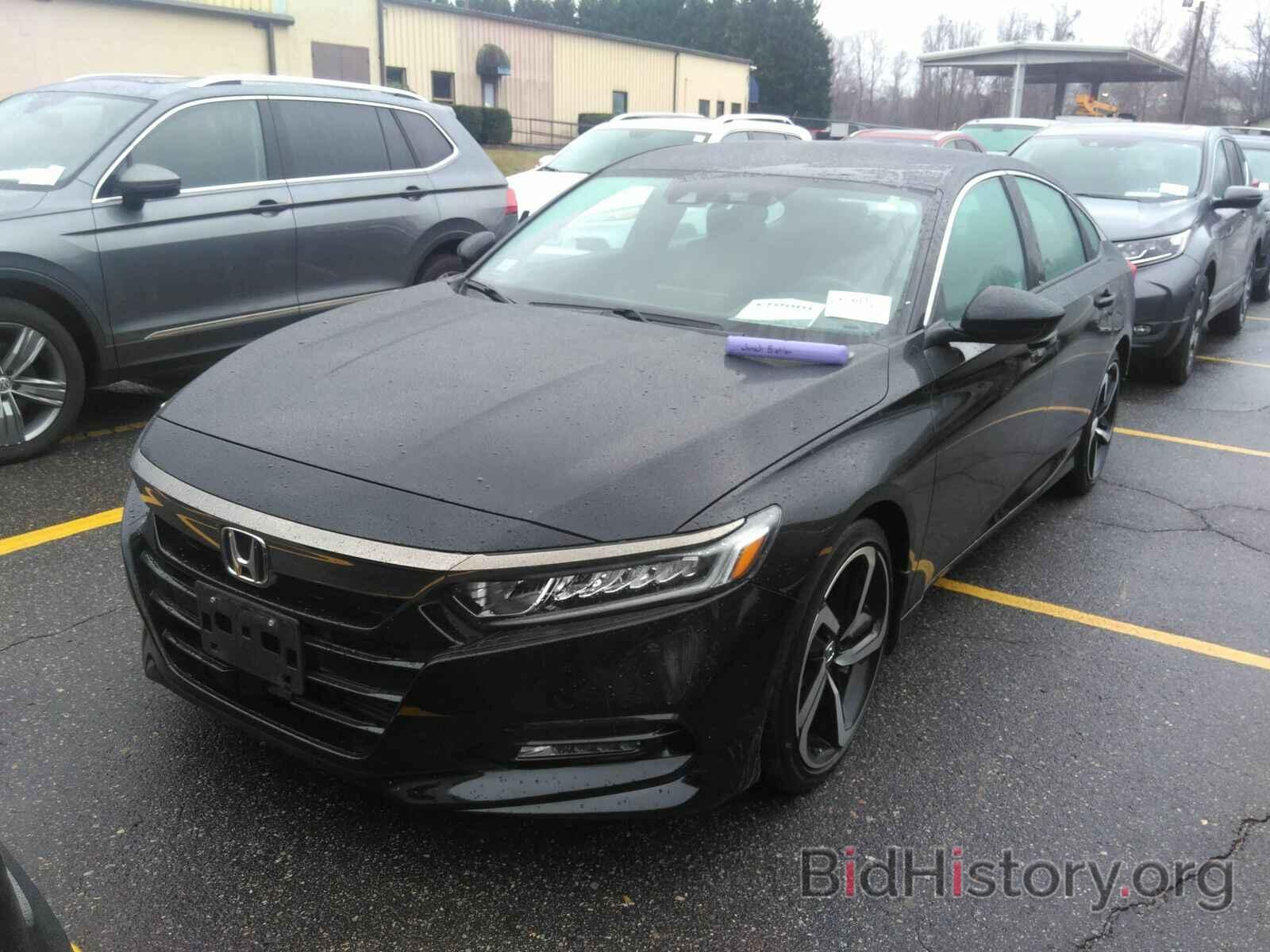 Photo 1HGCV1F37KA127686 - Honda Accord Sedan 2019