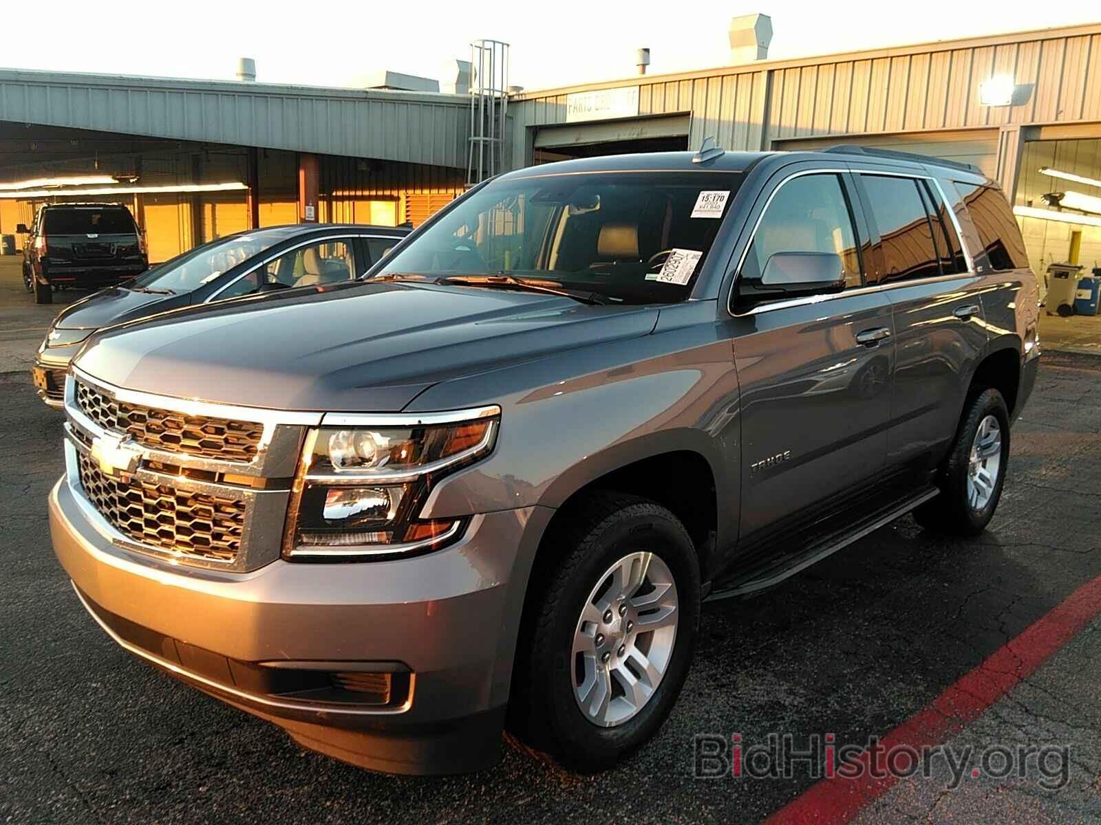 Photo 1GNSCBKC5LR118409 - Chevrolet Tahoe 2020