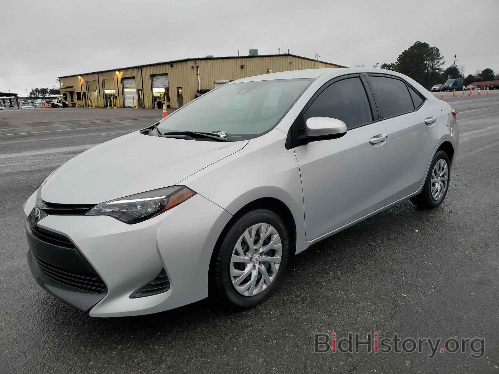 Photo 2T1BURHE6KC214954 - Toyota Corolla LE 2019