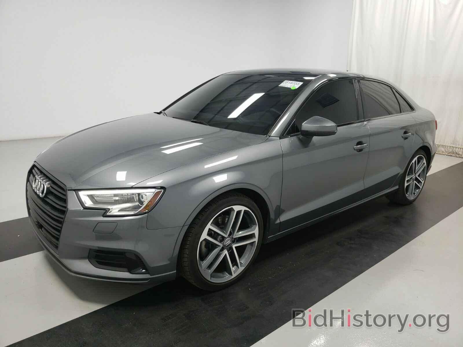 Photo WAUAUGFF0KA112563 - Audi A3 Sedan 2019