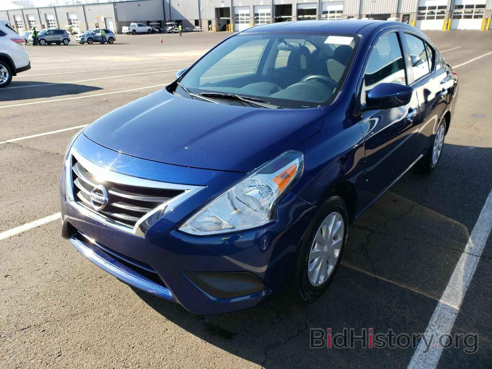 Photo 3N1CN7AP1KL858329 - Nissan Versa Sedan 2019