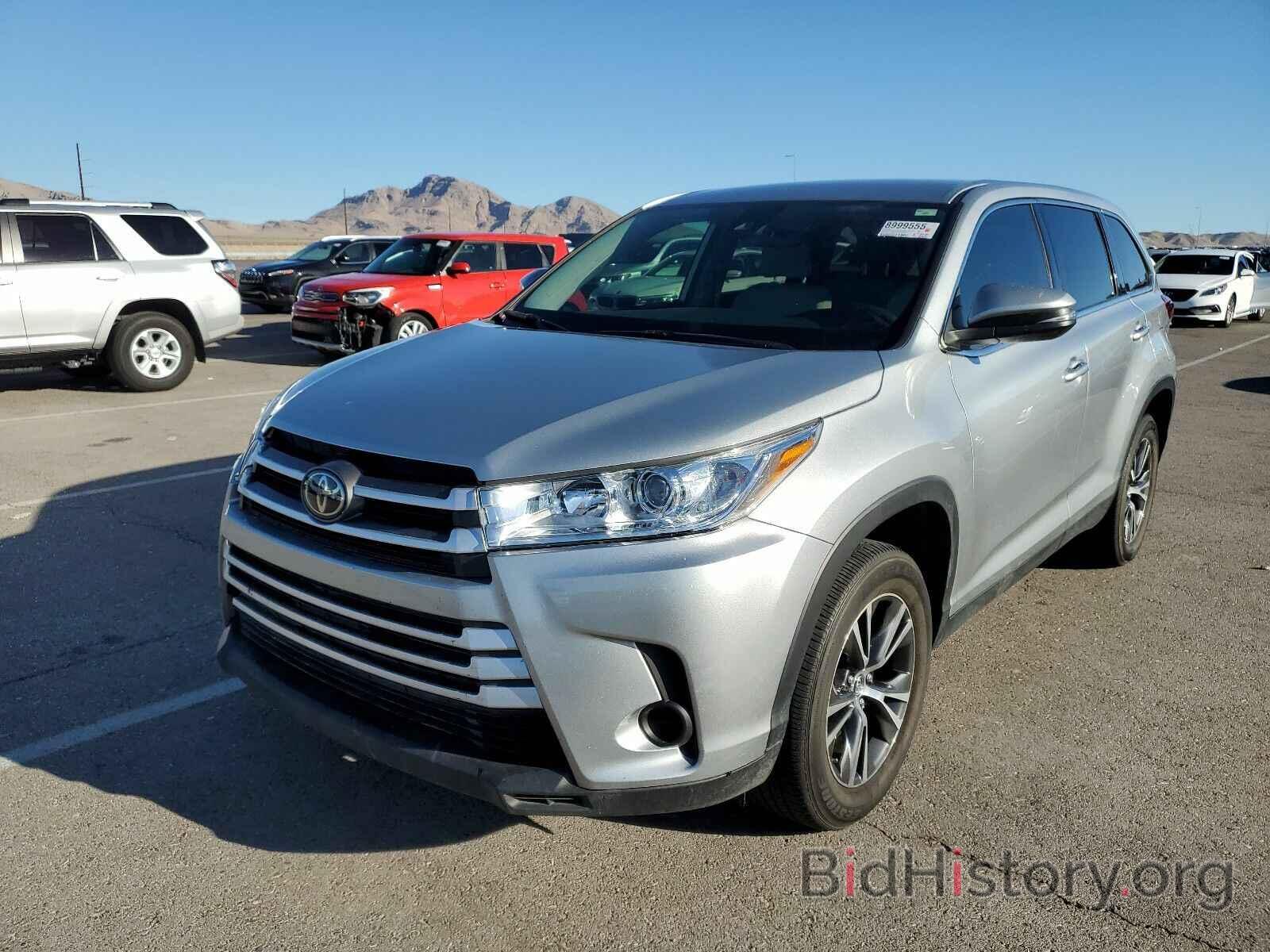 Photo 5TDZZRFH5KS295613 - Toyota Highlander 2019