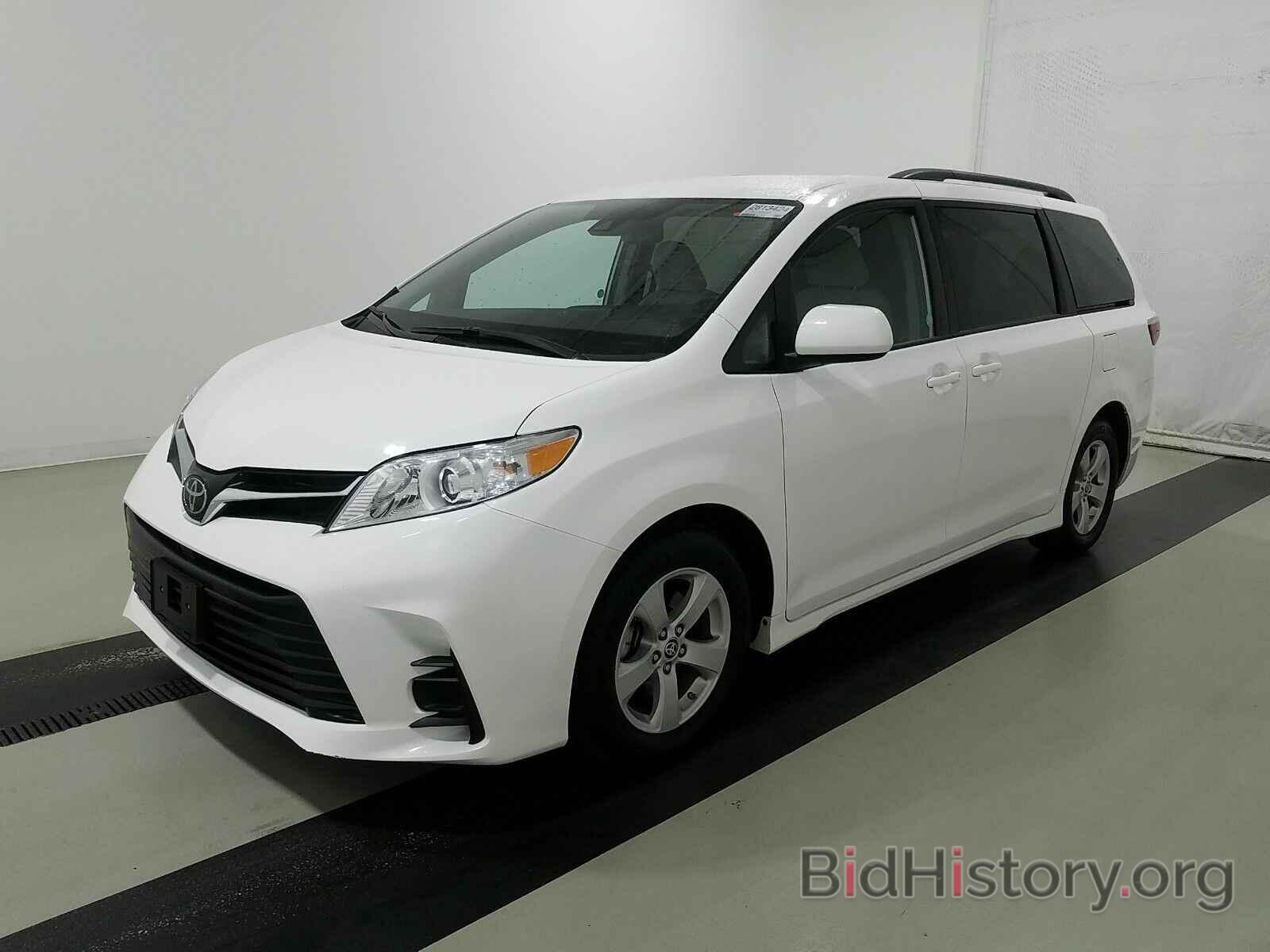 Фотография 5TDKZ3DC0LS071589 - Toyota Sienna LE 2020