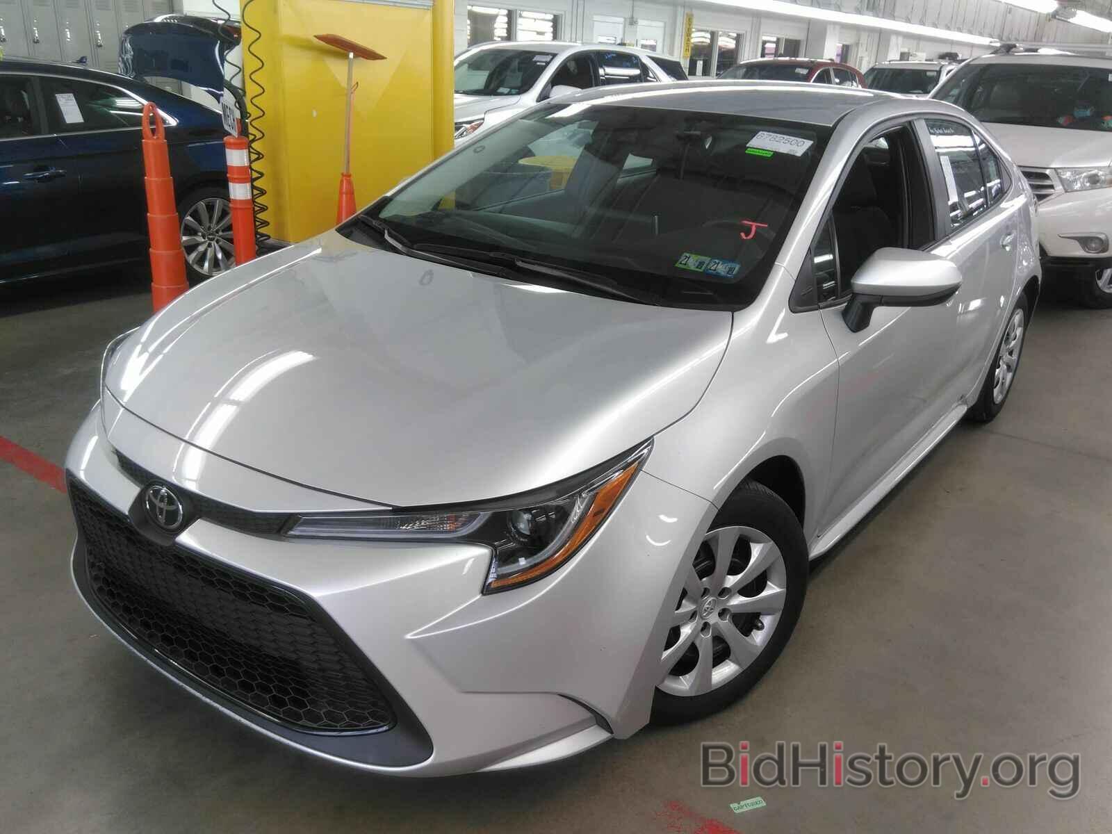 Photo 5YFEPRAE9LP010942 - Toyota Corolla LE 2020