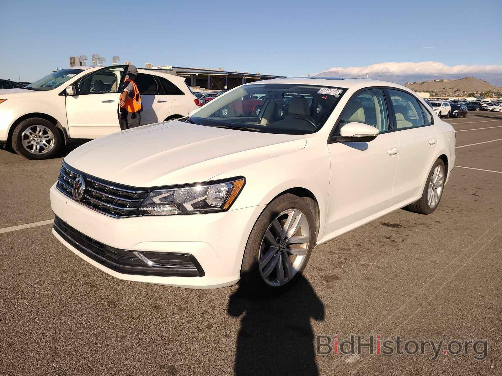 Photo 1VWLA7A39KC009922 - Volkswagen Passat 2019