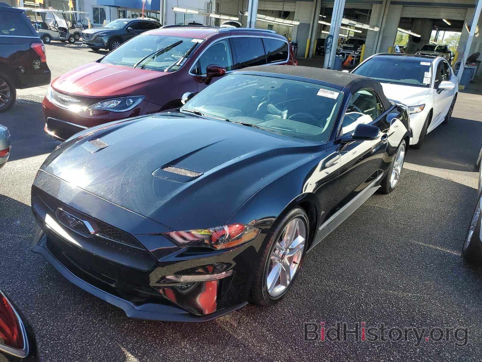 Photo 1FATP8UH7L5138526 - Ford Mustang 2020