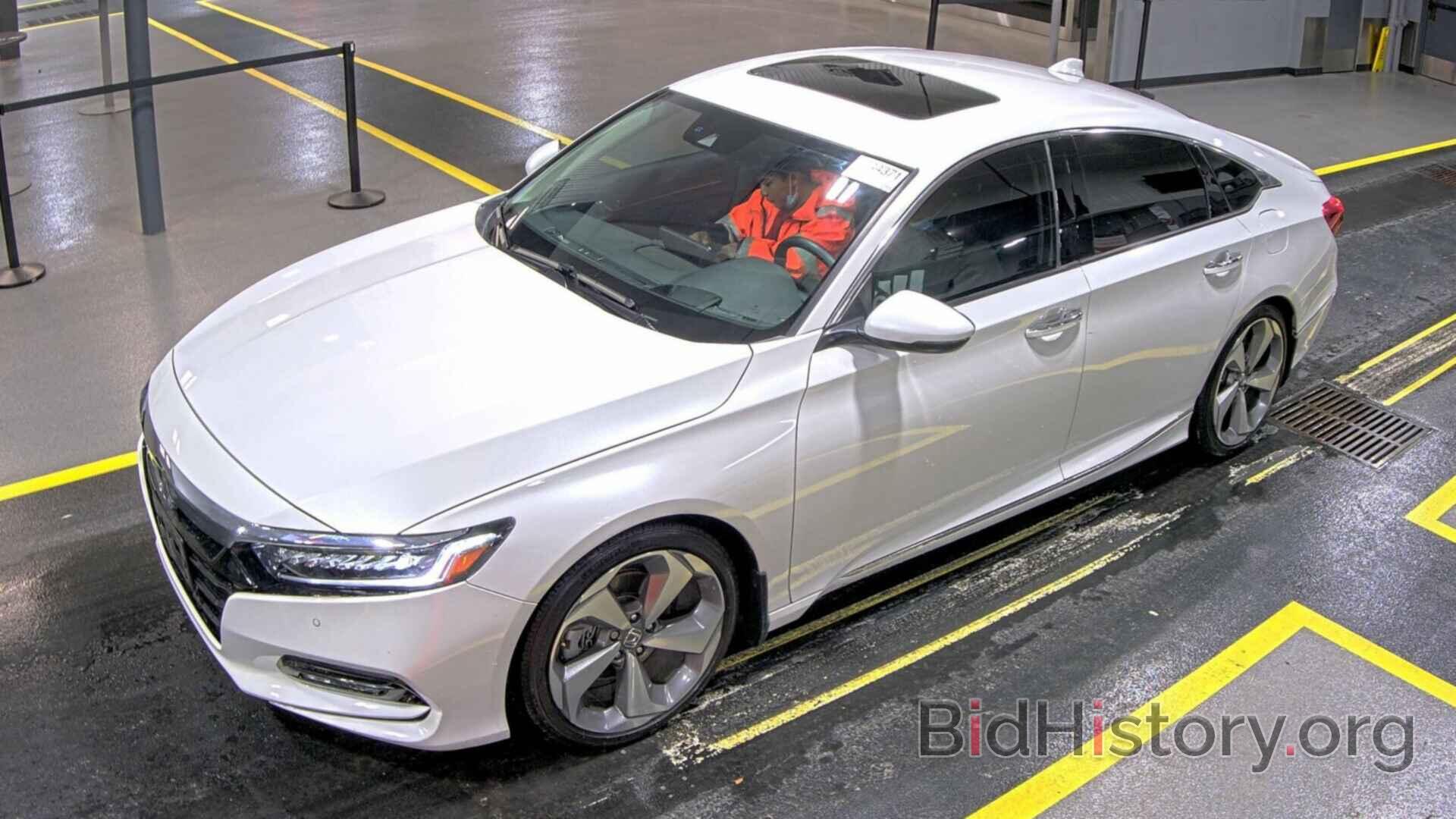 Photo 1HGCV2F90KA004760 - Honda Accord Sedan 2019