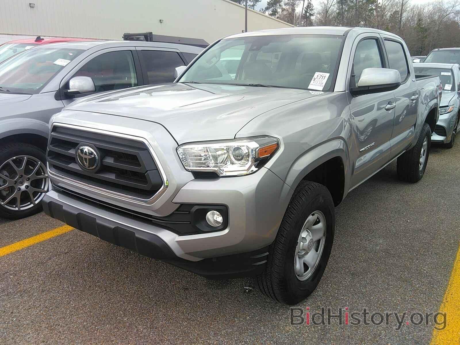 Photo 5TFAX5GN4LX174910 - Toyota Tacoma 2WD 2020