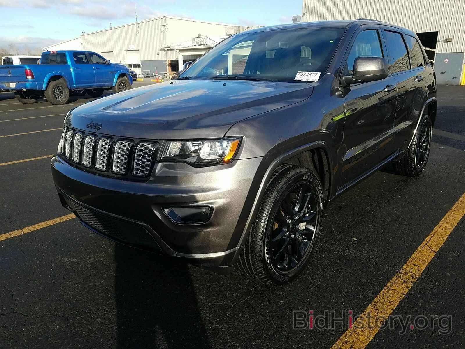 Photo 1C4RJFAG1LC262938 - Jeep Grand Cherokee 2020