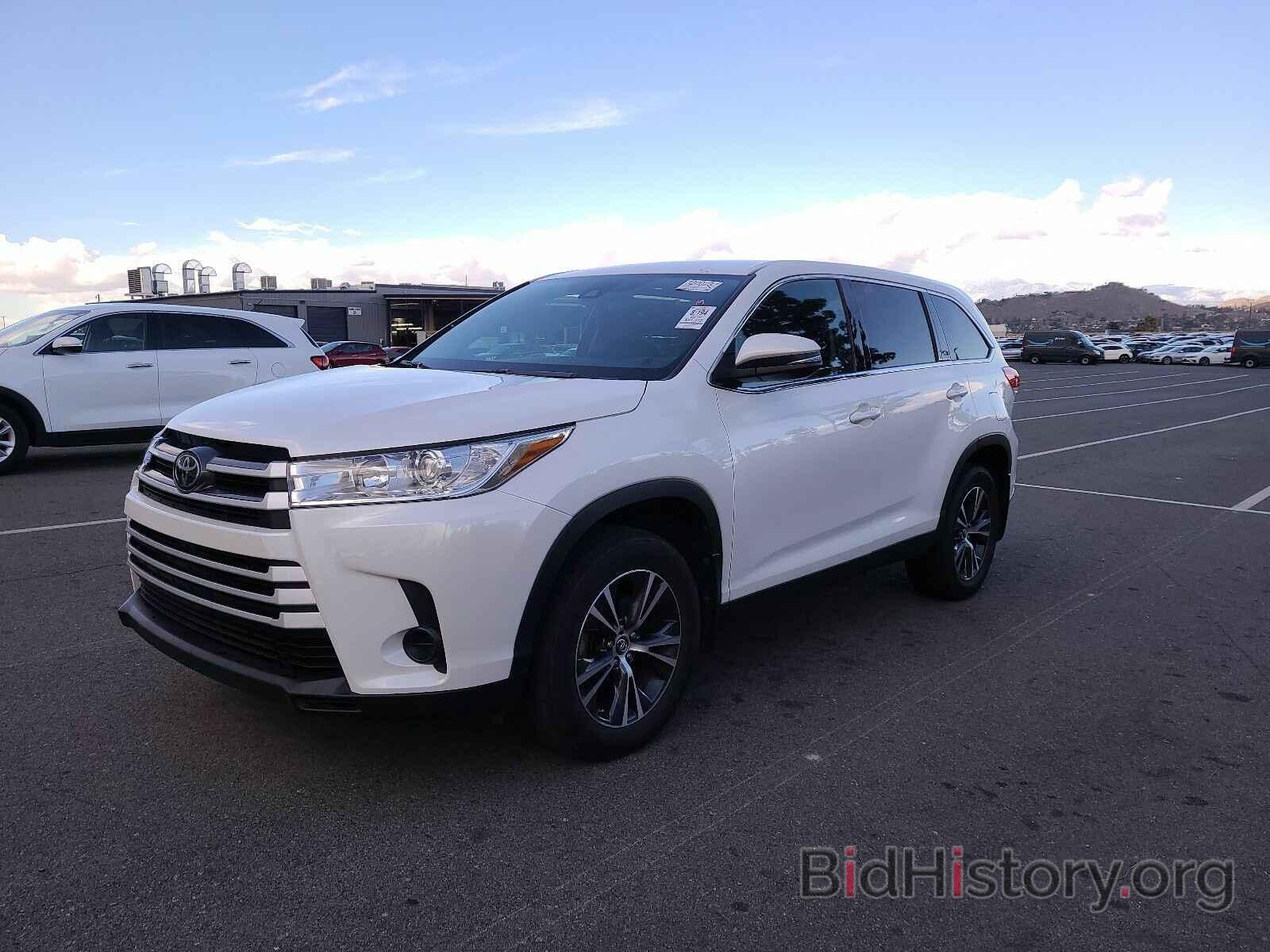 Photo 5TDBZRFH2KS992111 - Toyota Highlander 2019