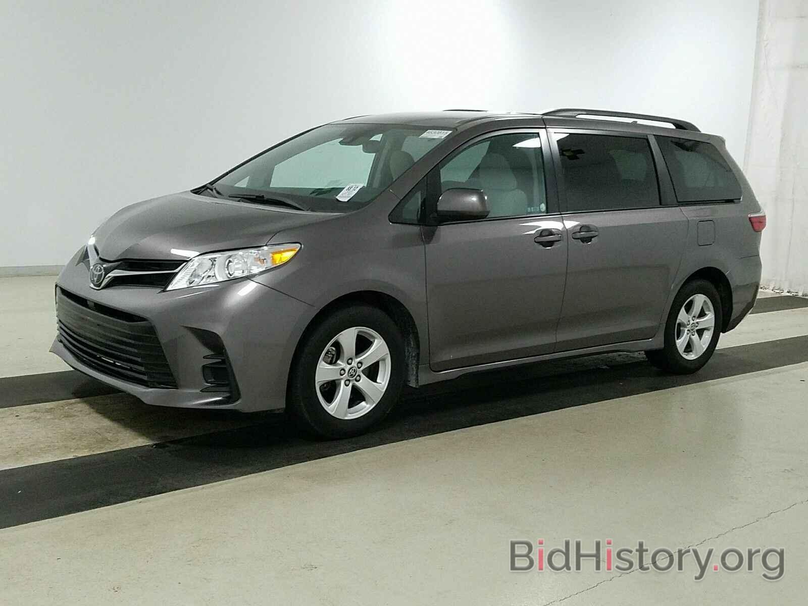 Photo 5TDKZ3DC5LS064699 - Toyota Sienna LE 2020