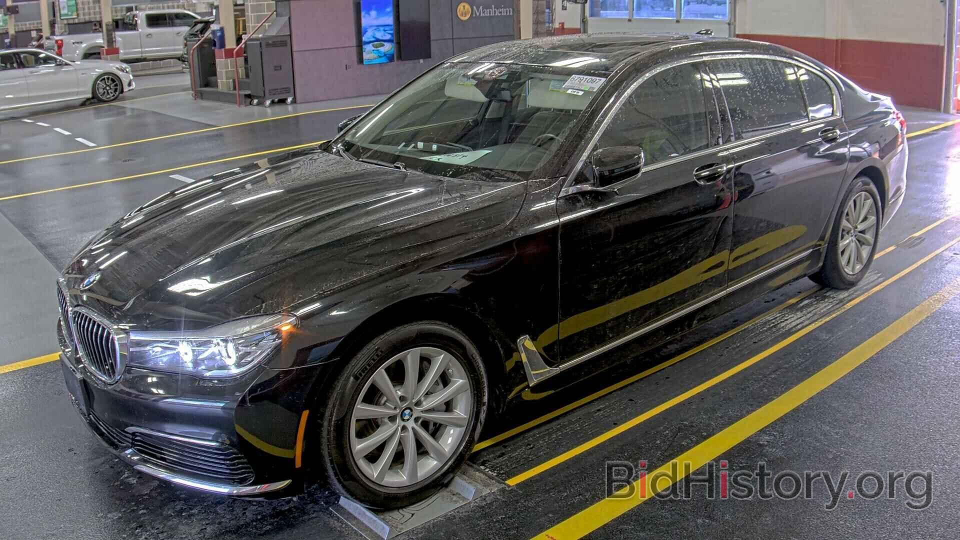 Фотография WBA7E4C50KGV28210 - BMW 7 Series 2019