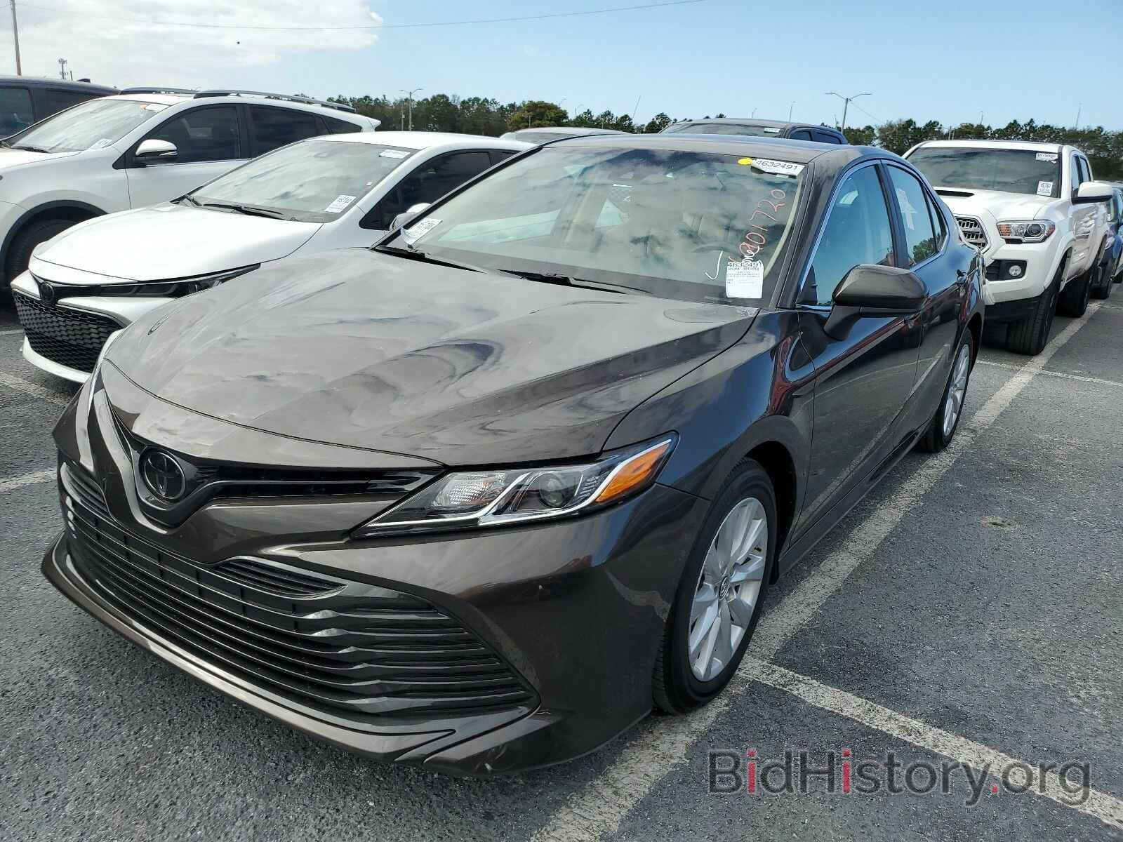 Photo 4T1B11HK7KU238050 - Toyota Camry LE 2019