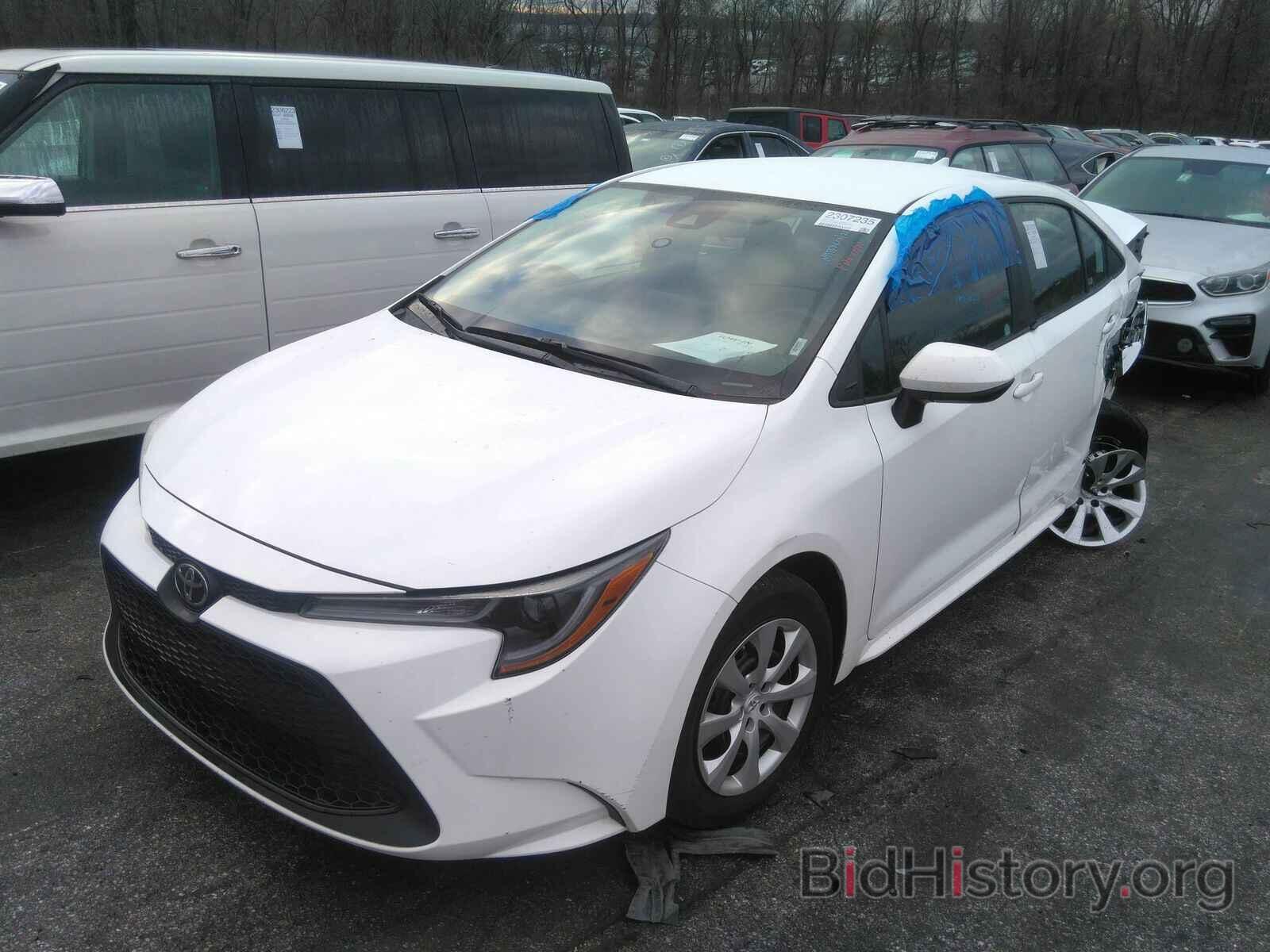 Photo 5YFEPRAE9LP063558 - Toyota Corolla LE 2020