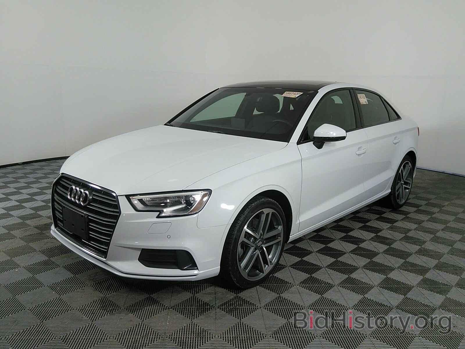 Photo WAUAUGFF4LA006716 - Audi A3 Sedan 2020