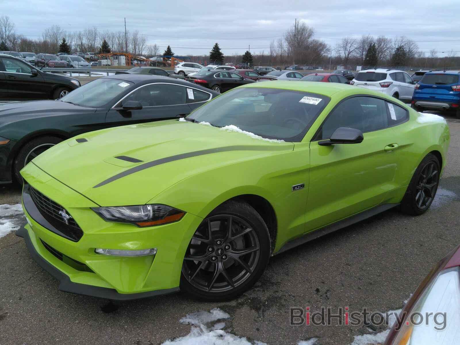 Photo 1FA6P8TD7L5100063 - Ford Mustang 2020