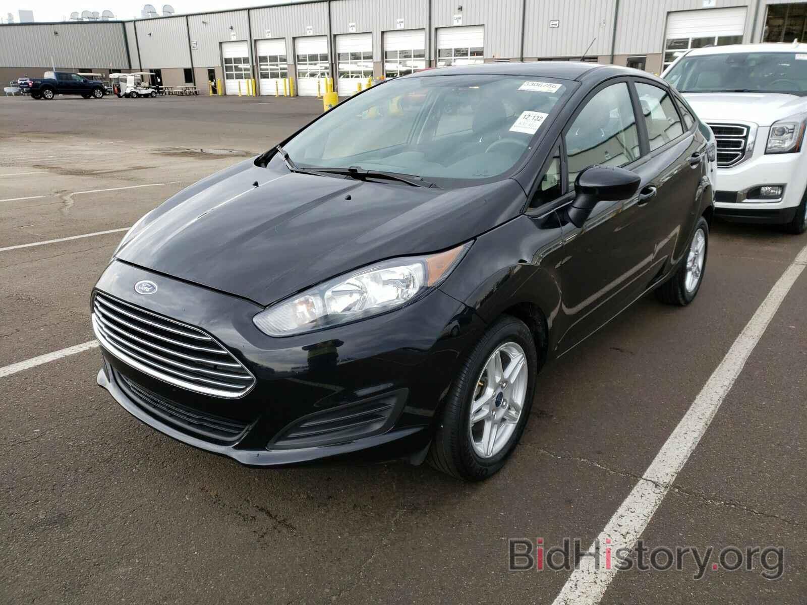 Photo 3FADP4BJ5KM137872 - Ford Fiesta 2019