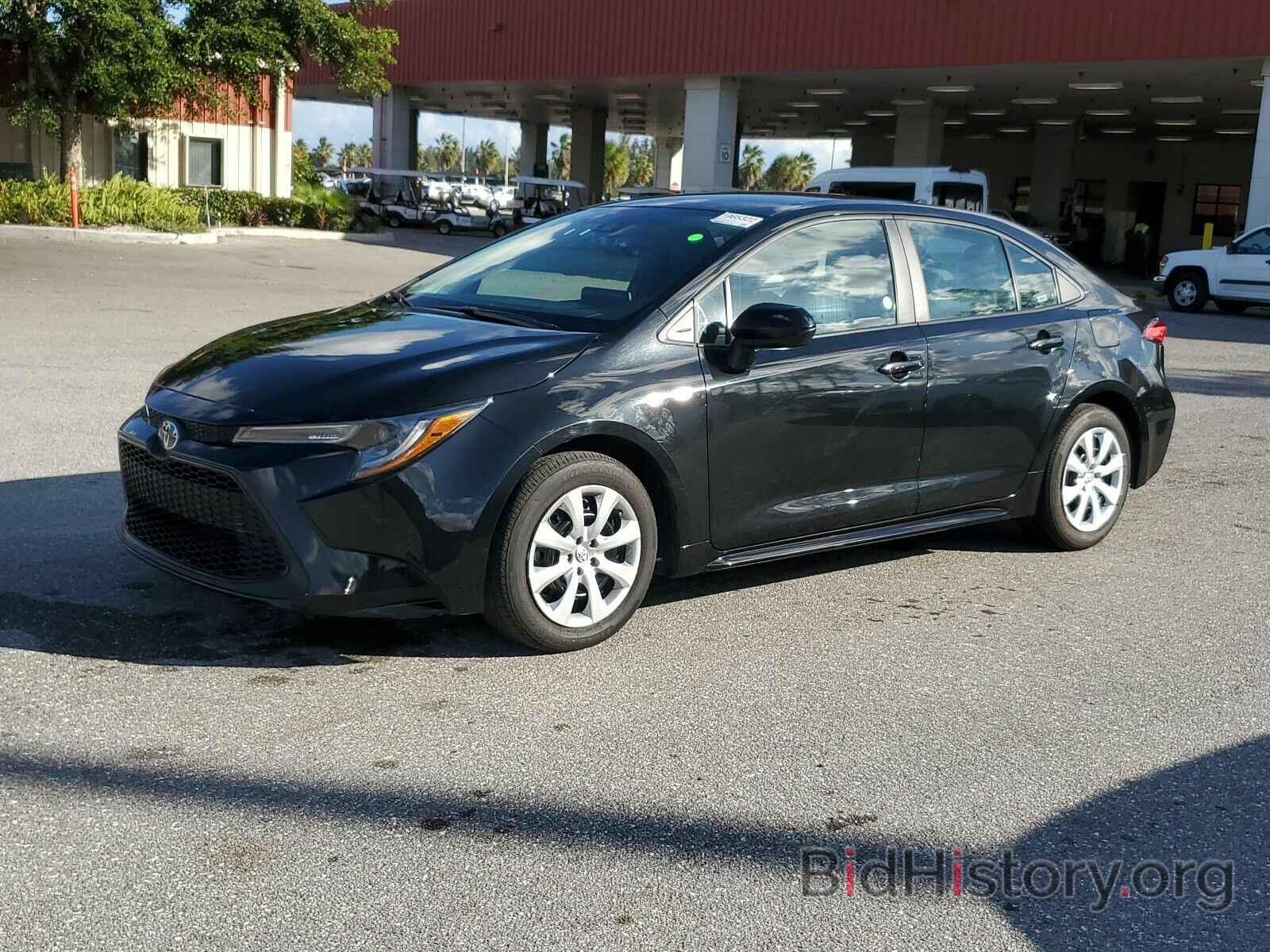 Photo 5YFEPRAEXLP025627 - Toyota Corolla LE 2020